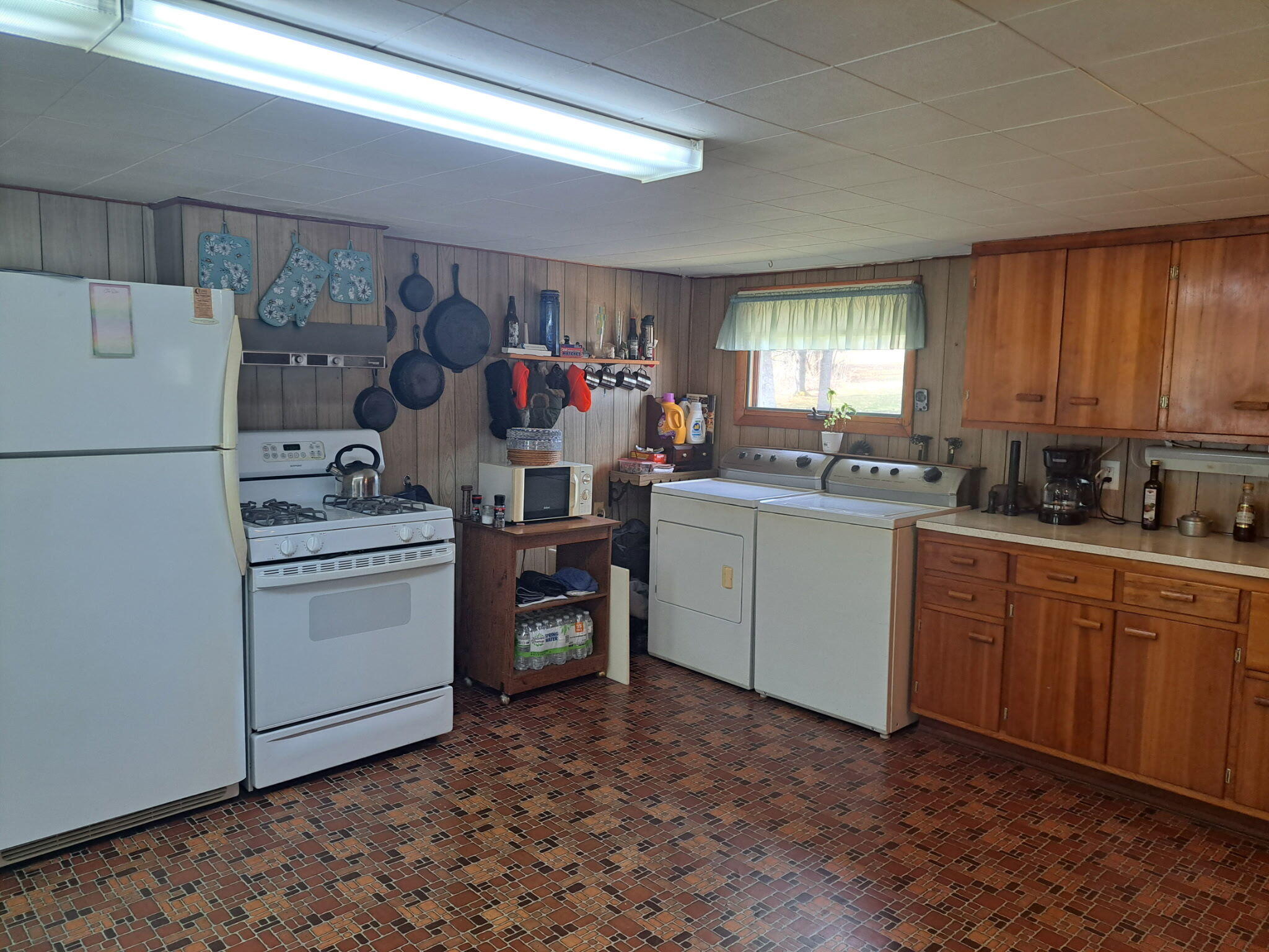 901 N Dexter Road, Sangerville, ME, 04479 901 N Dexter Road, Sangerville, ME, 04479