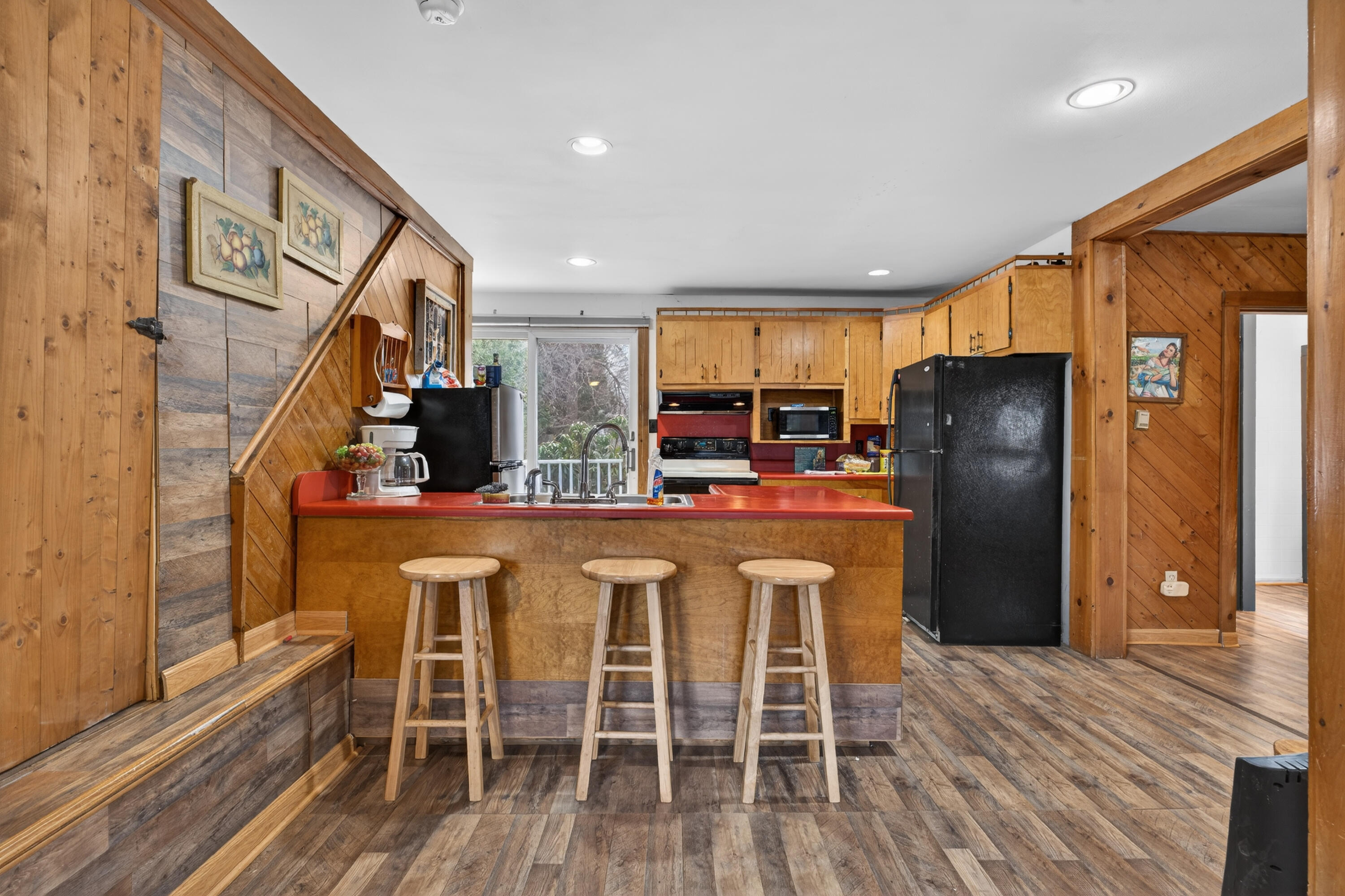 8 Autumn Street, Rockland, ME, 04841