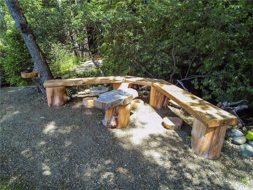 37 Loon Drive, Newport, ME, 04953