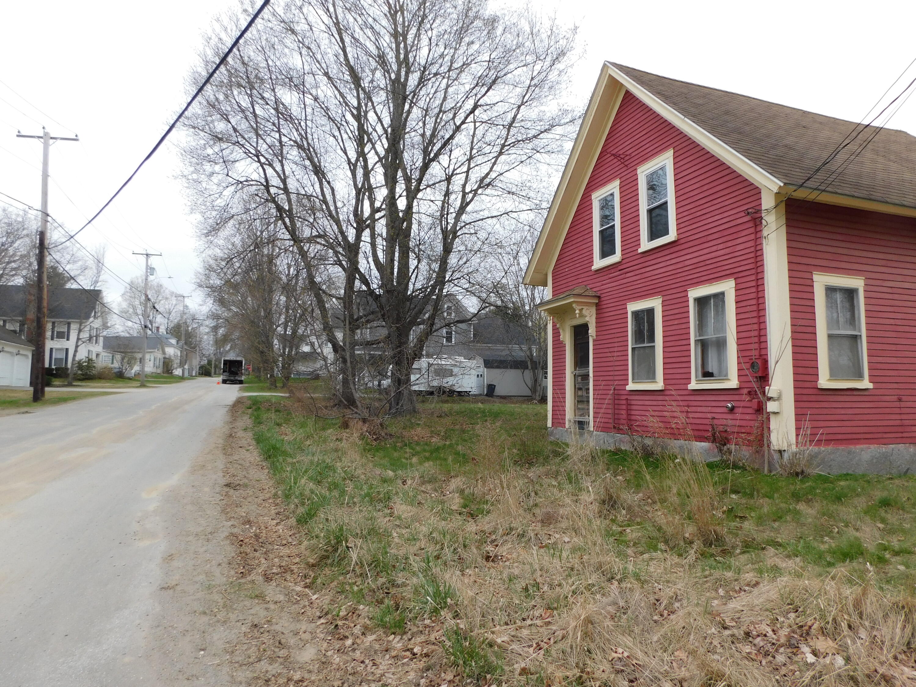 26 Water Street, Newport, ME, 04953