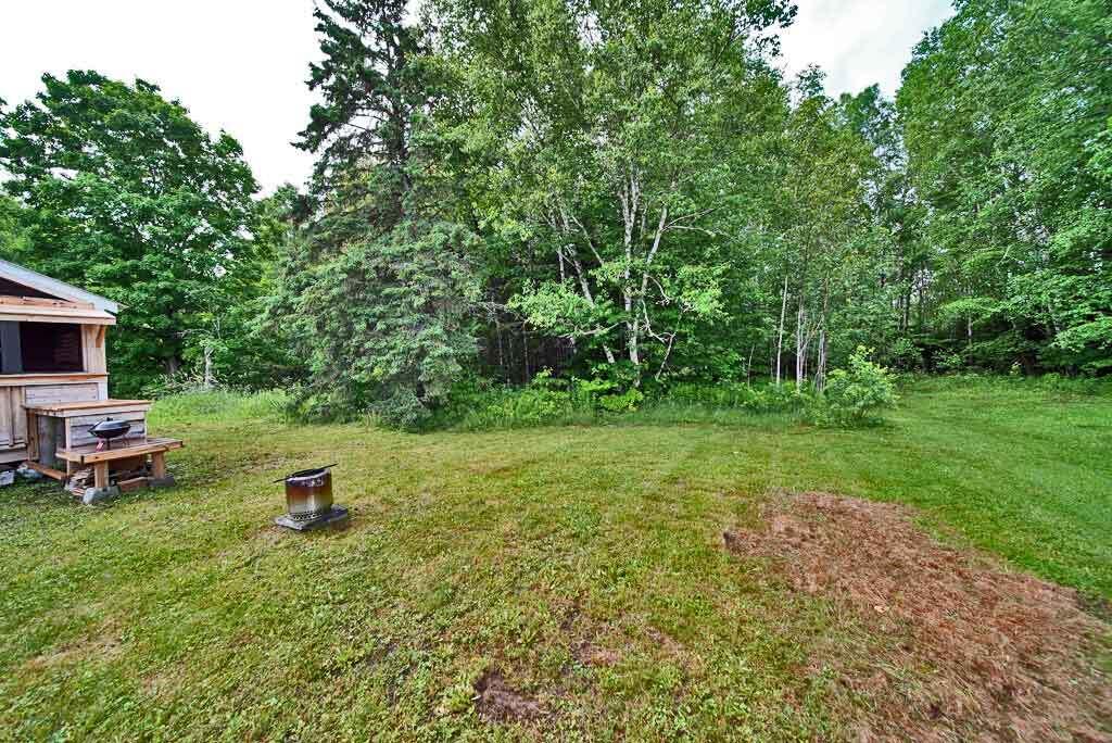 backyard-maine-off-grid-hom