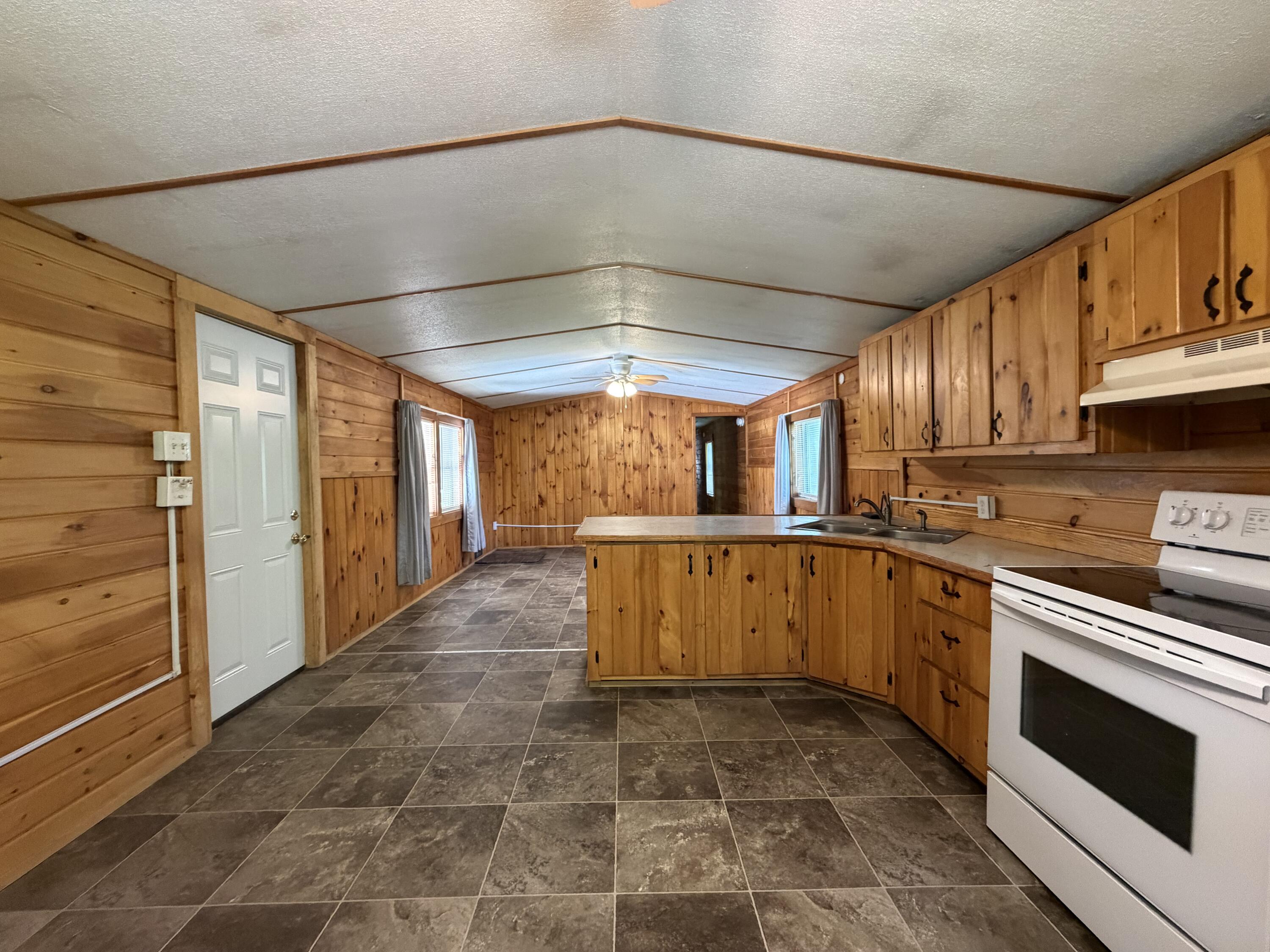 16 Craig Lane, Sangerville, ME 04479 IMG_5263