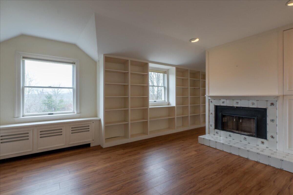 200 Mistic Avenue, Rockport, ME, 04856