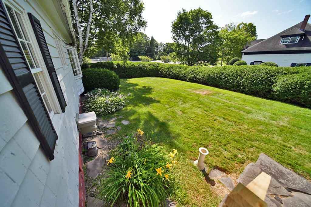 33 Pleasant Street, Houlton, ME, 04730