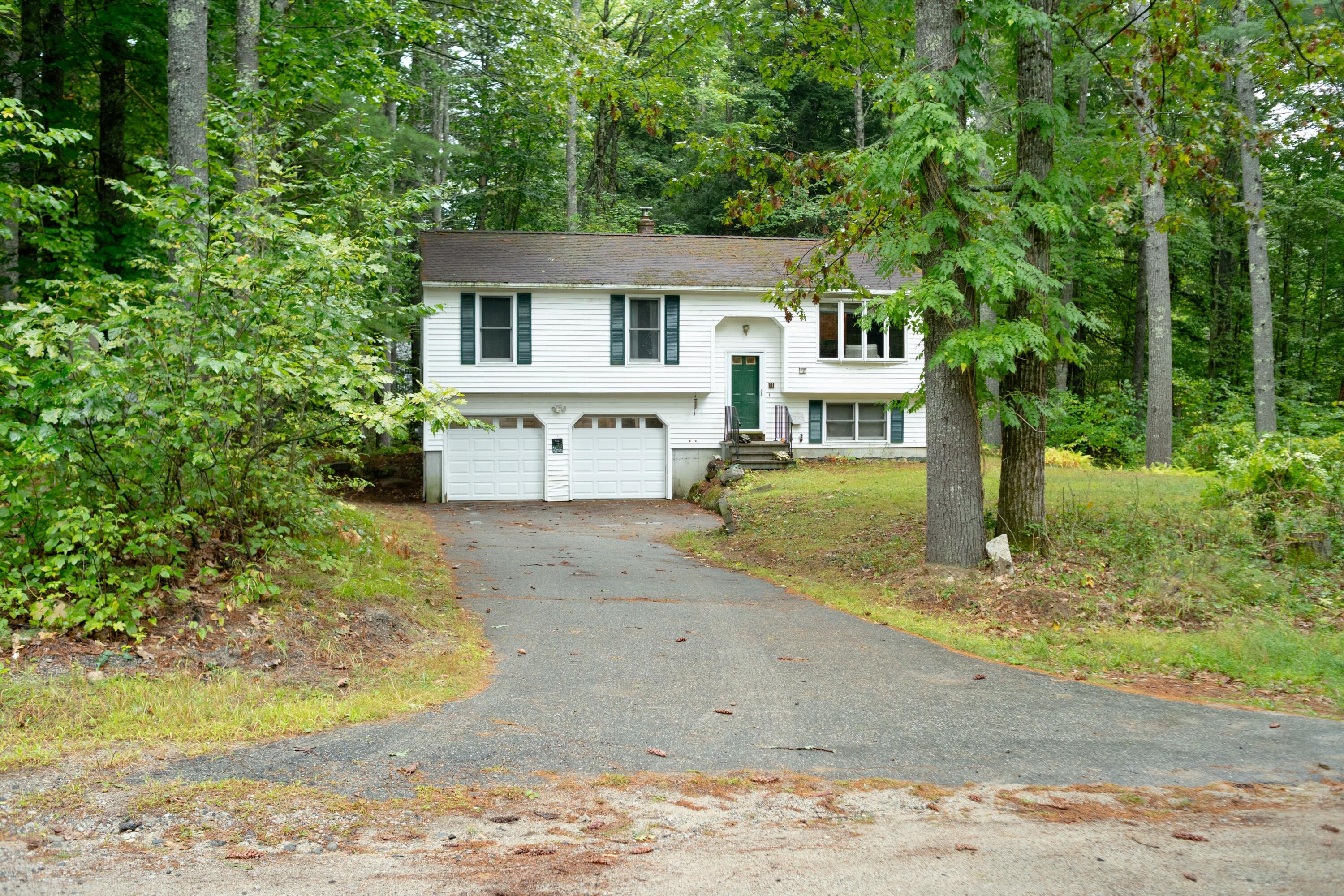 Photo of 11 Split Oak Circle Waterboro ME 04061