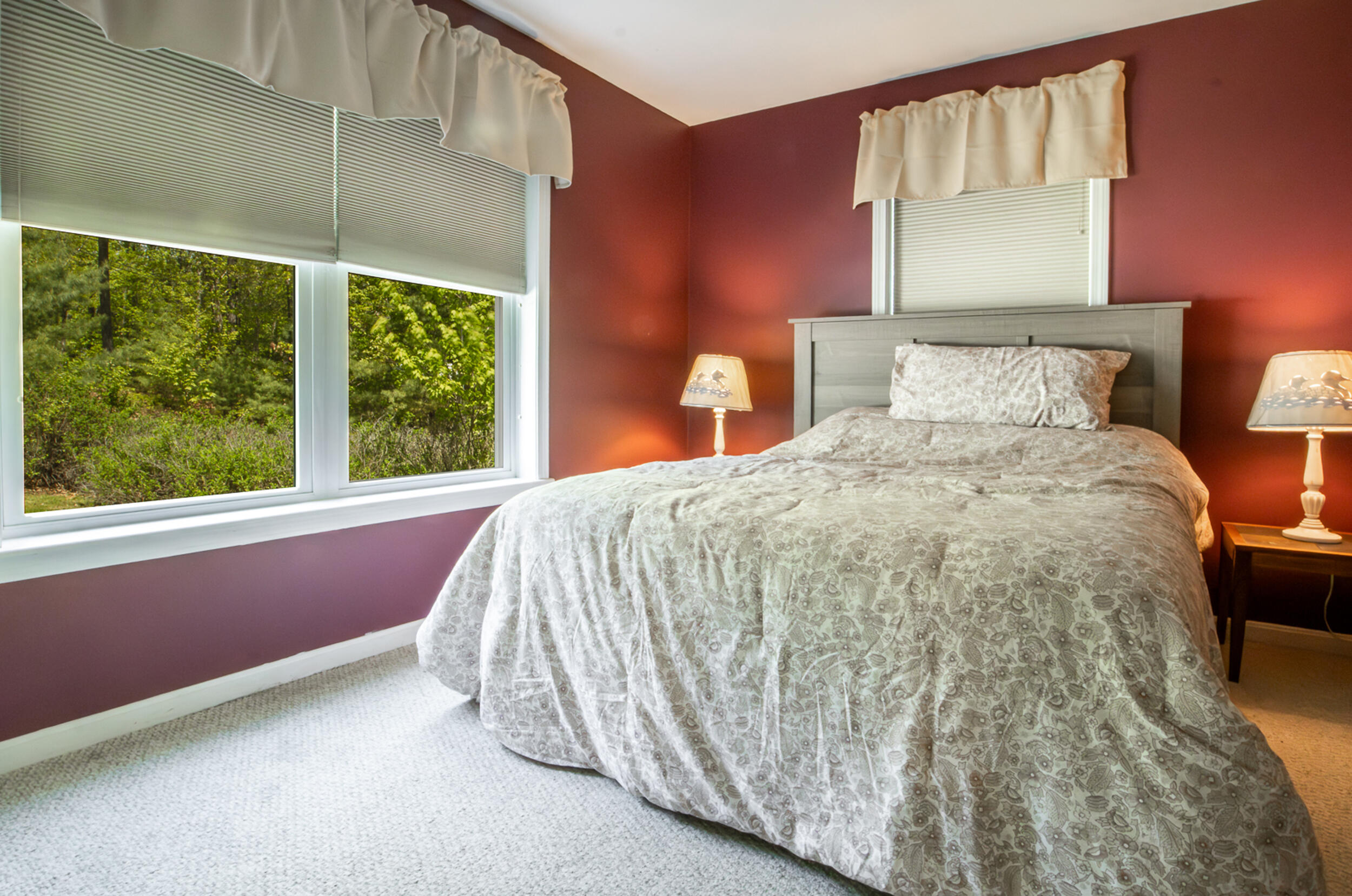 60 Diamond bedroom