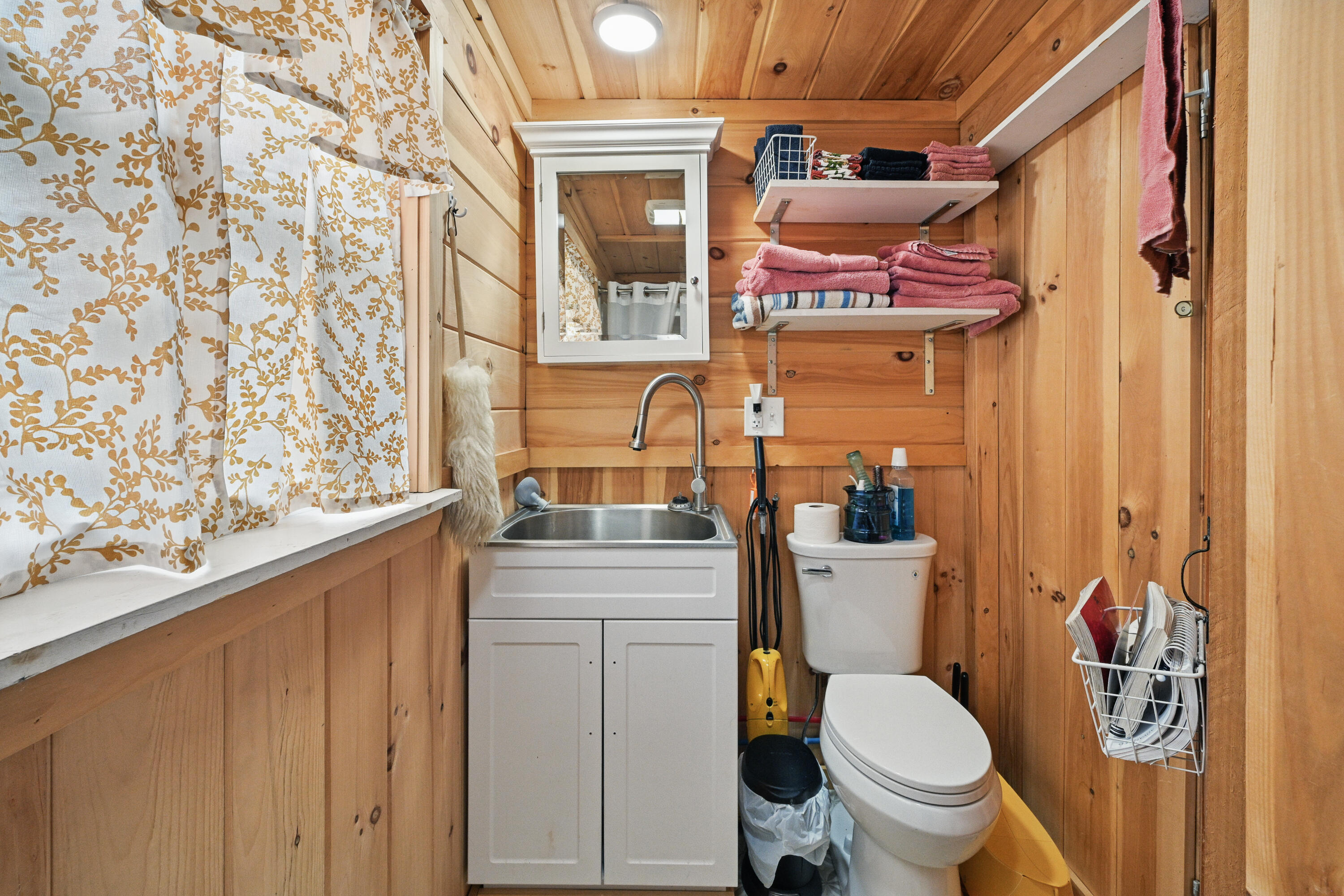 24 Dual Cove Point Road, Roxbury, ME, 04275