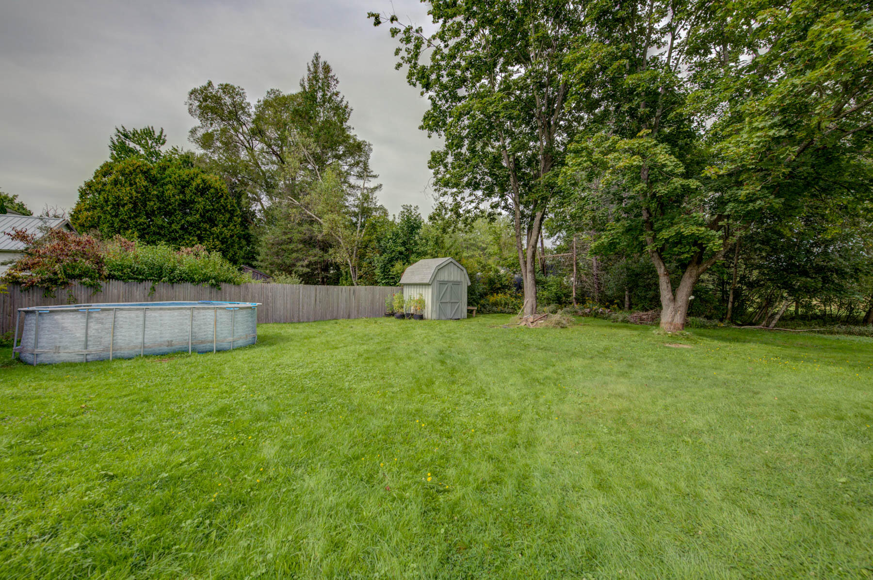 18 Fairlawn Avenue