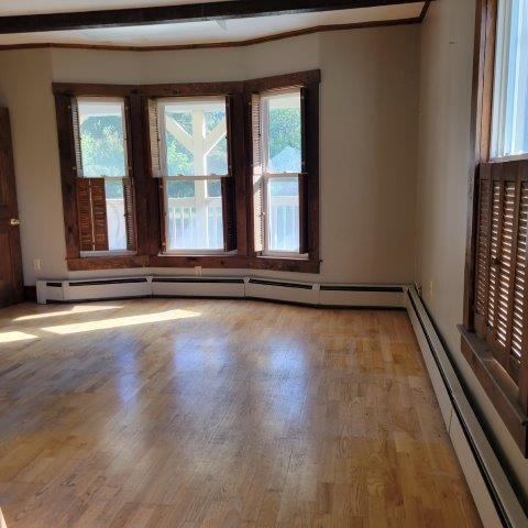 49 W Broadway, Lincoln, ME, 04457