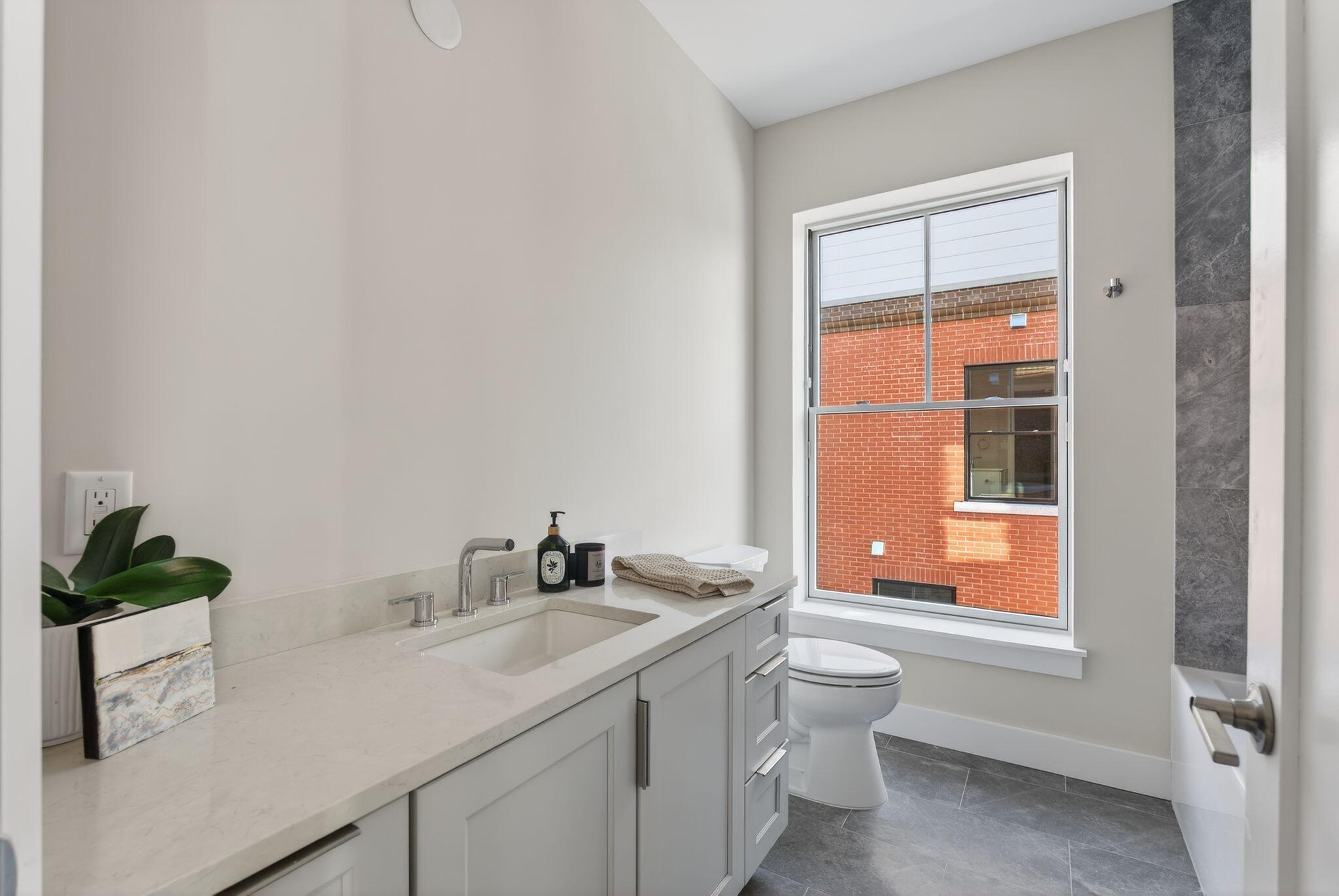 55 Carleton Street UNIT A, Portland, ME, 04102