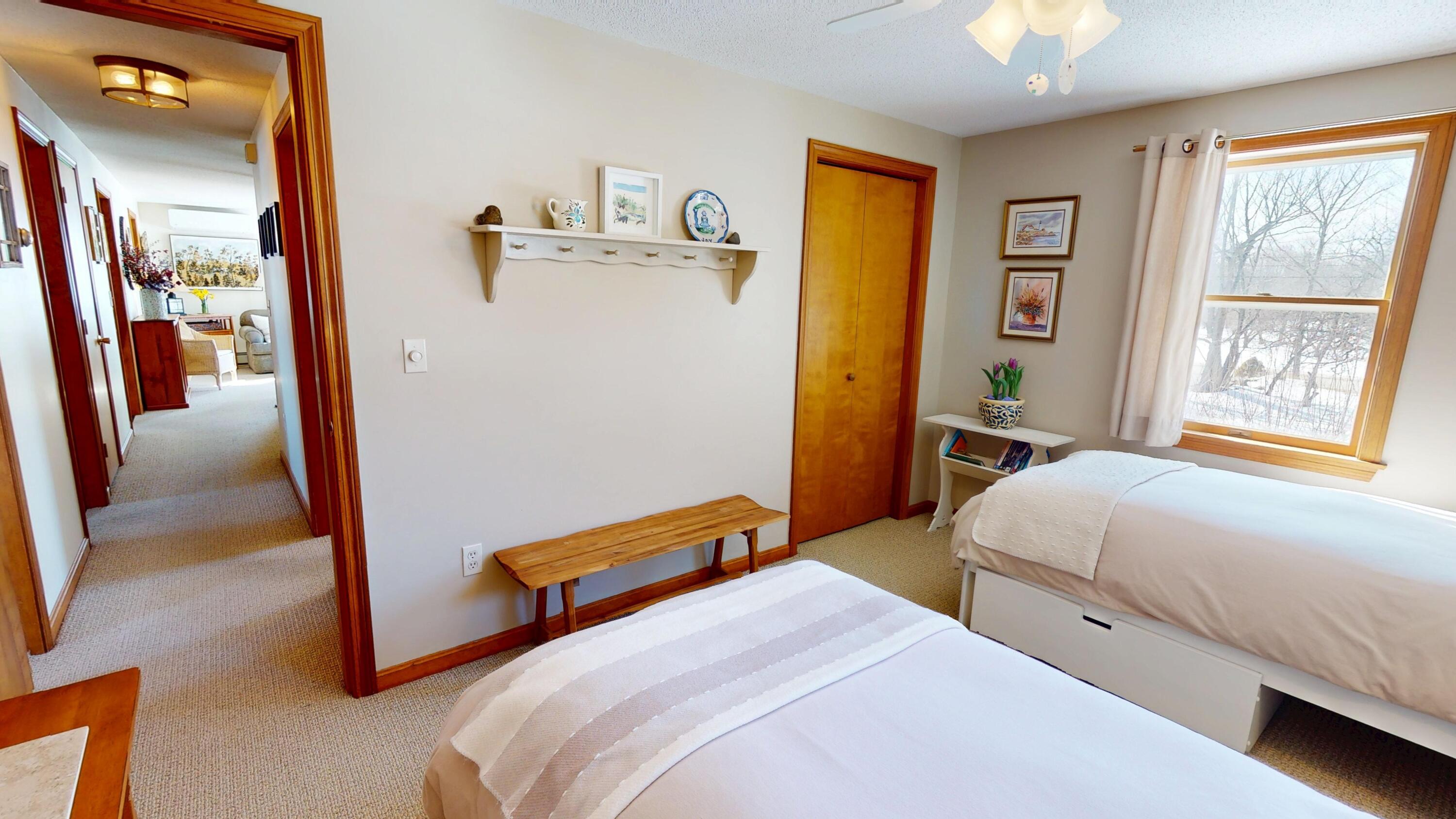 1013 Sunset Avenue, Glenburn, ME, 04401