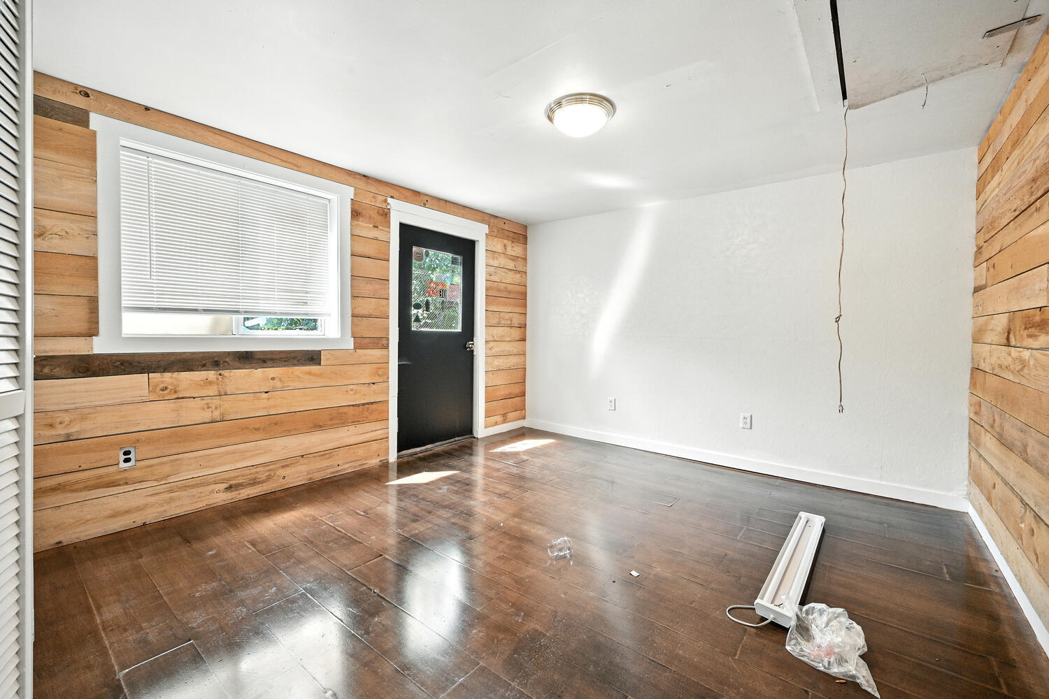 377 Main Street, Kingfield, ME, 04947