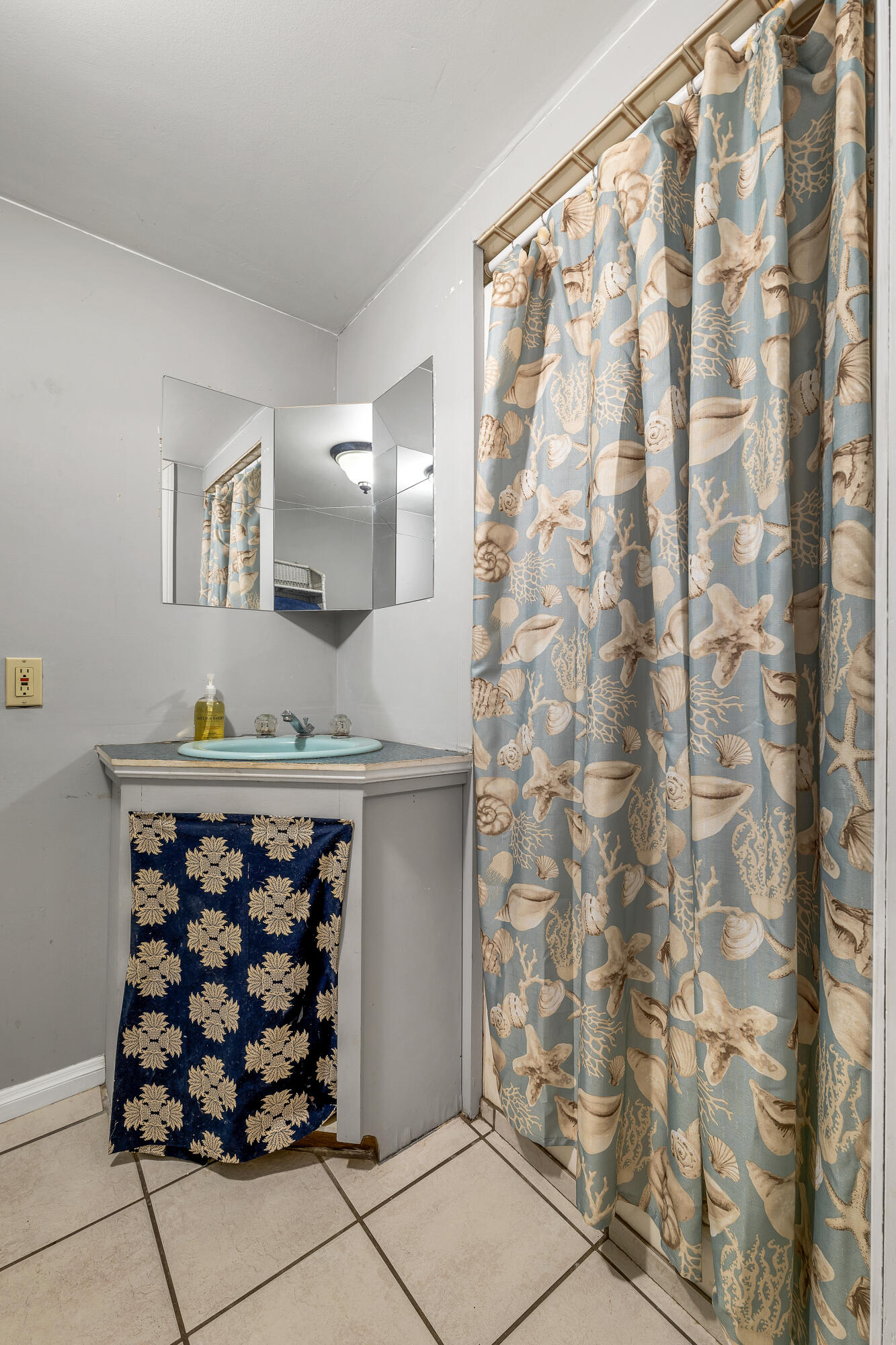 15 Lois Lane, Sweden, ME, 04040