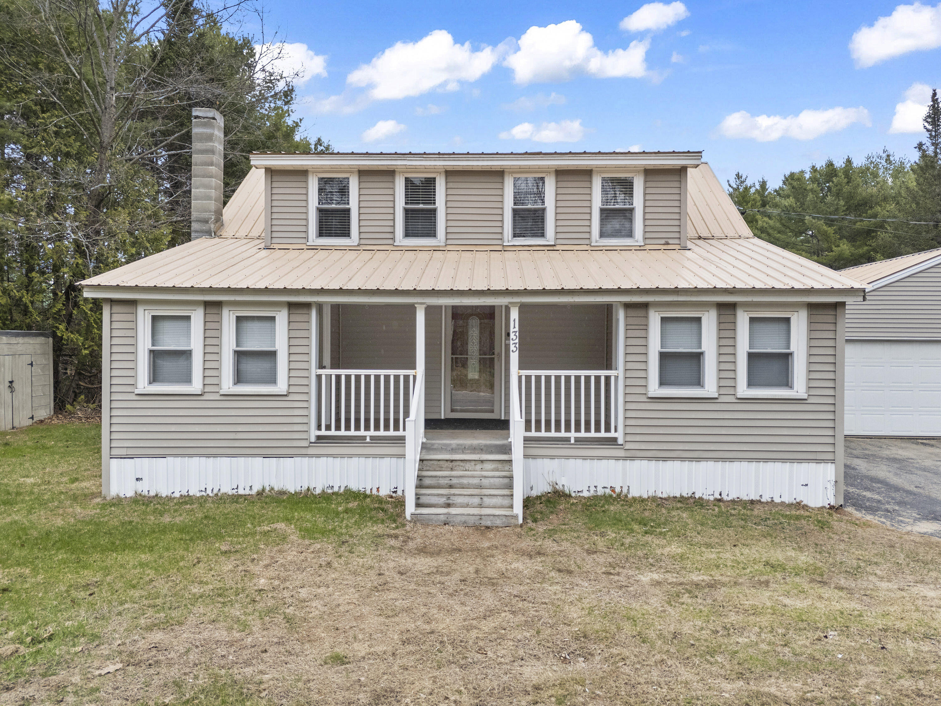 133 Main Street, Sumner, ME, 04292