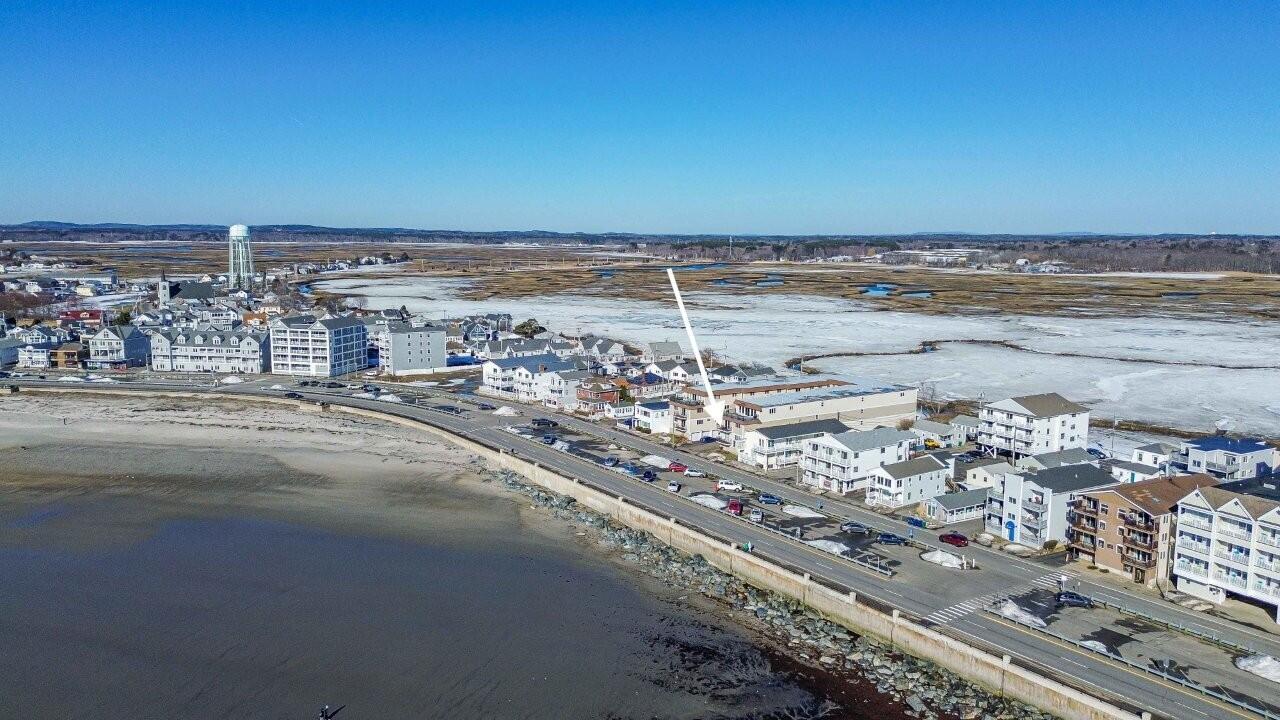 407 Ocean Boulevard, #A5, Hampton, NH 03842 4d