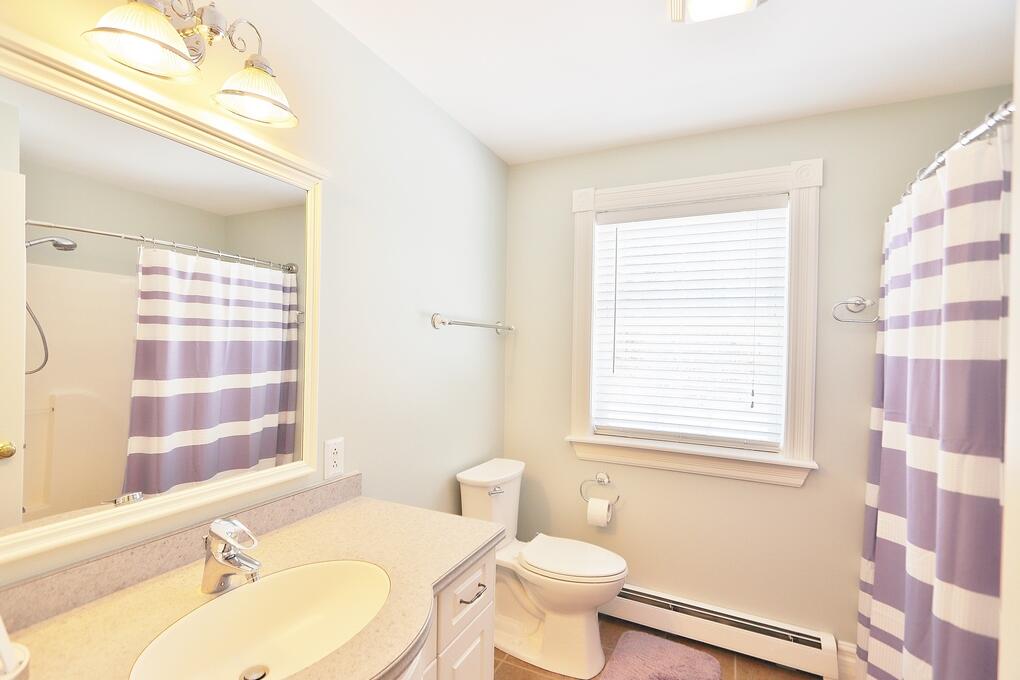 74 Town Farm Road, Hampden, ME, 04444