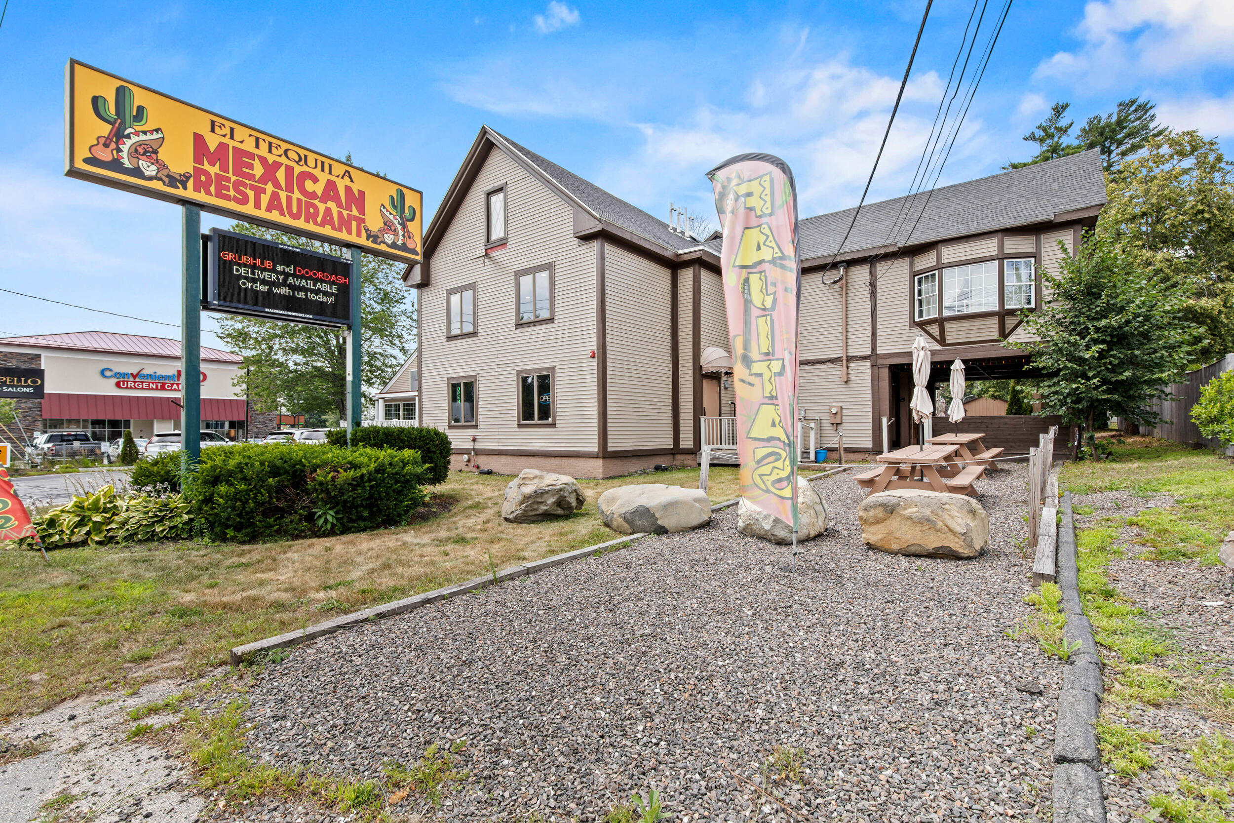 48 Commercial Street, Boothbay Harbor, ME, 04538