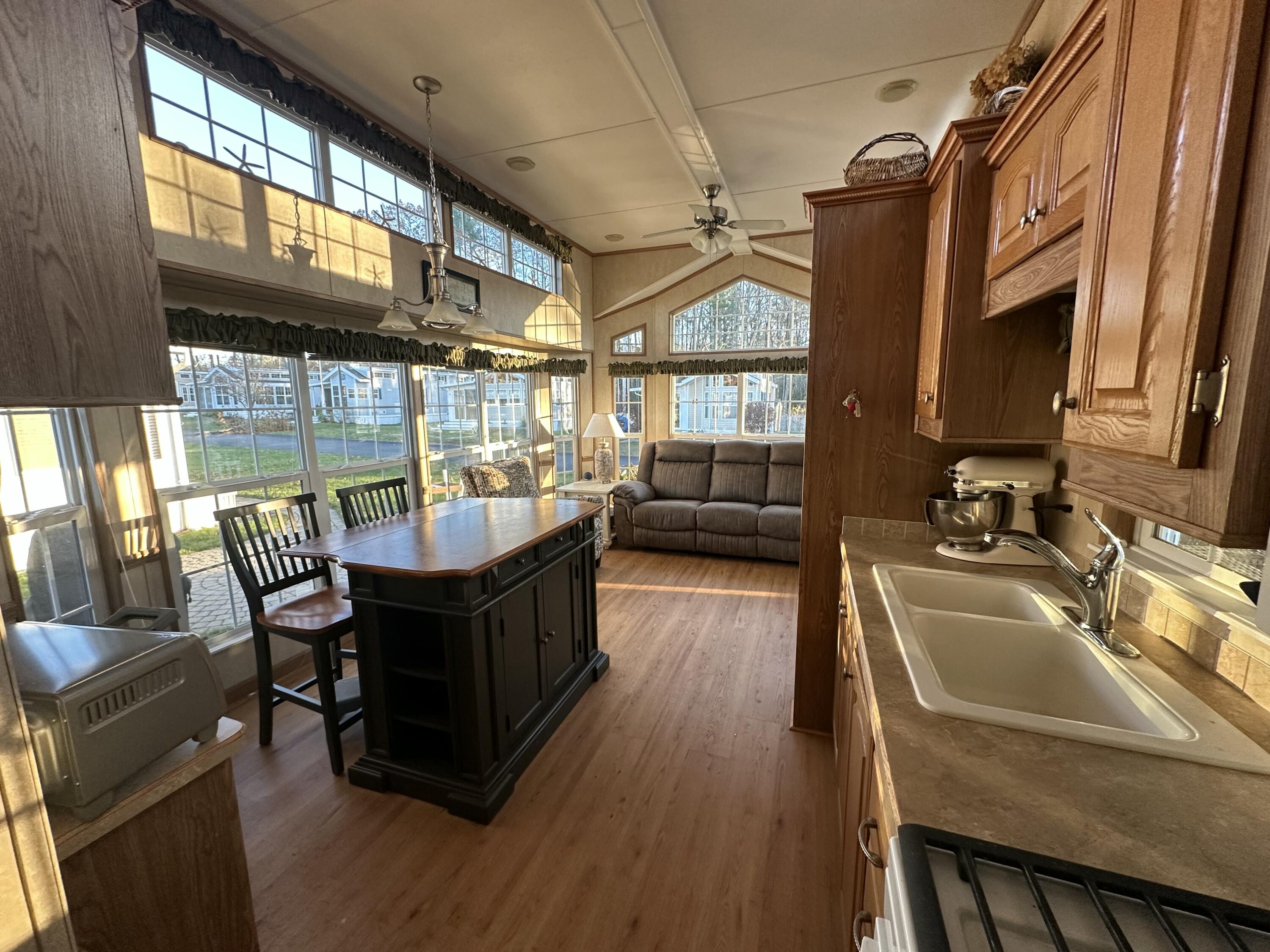 23 College Drive UNIT 121, Wells, ME, 04090