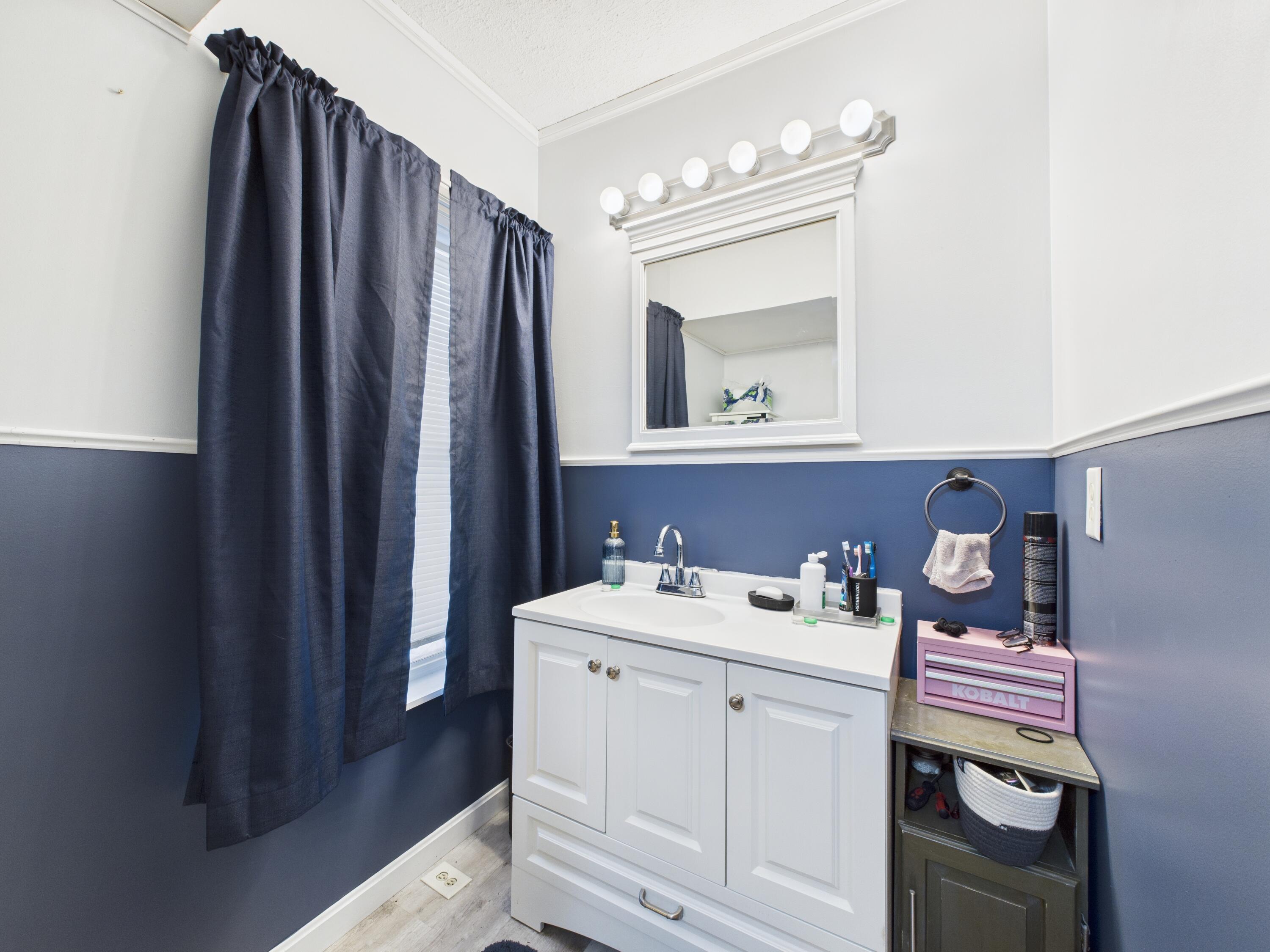 1616 Main Street, Mapleton, ME, 04757