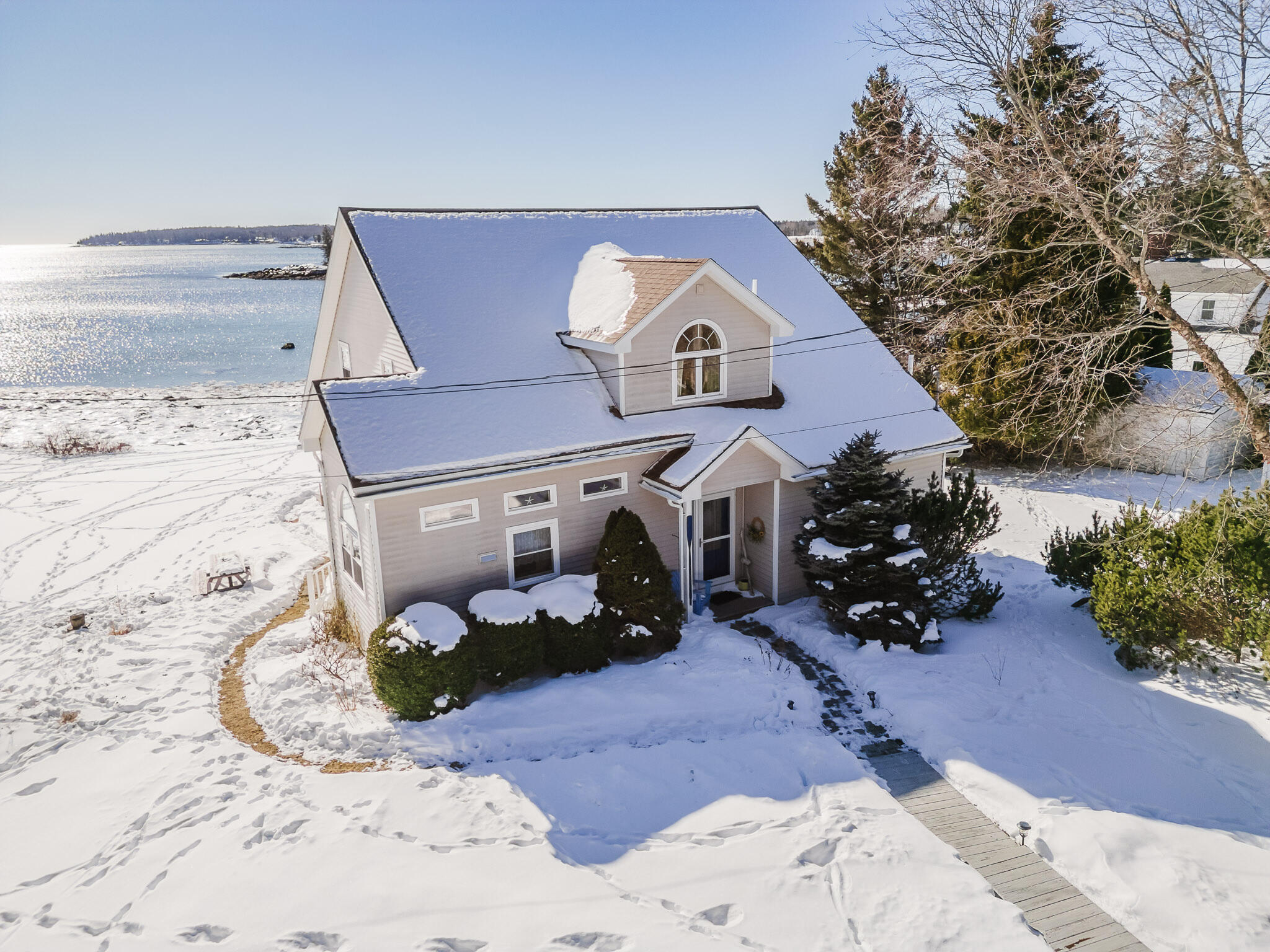 1 Mussel Ridge Lane, Owls Head, ME, 04854