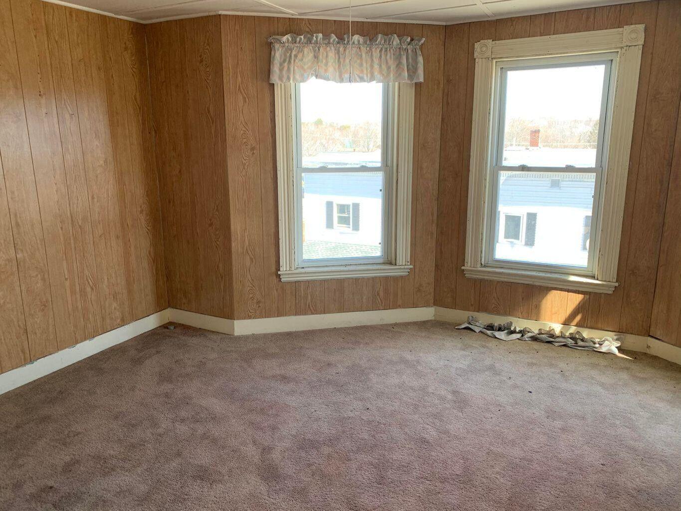 96 Penobscot Avenue, Millinocket, ME, 04462