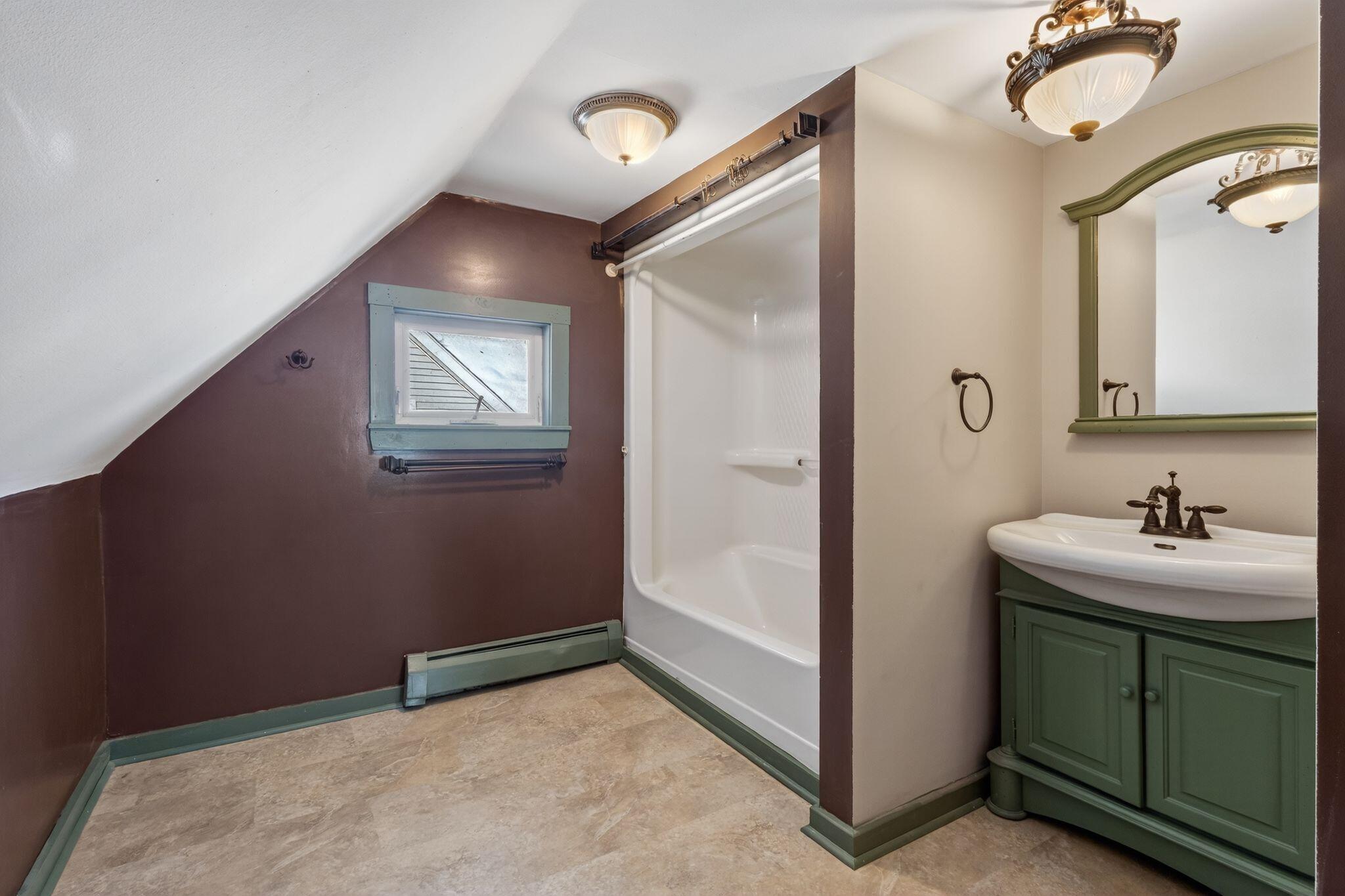 87 Pioneer Avenue, Sanford, ME, 04073