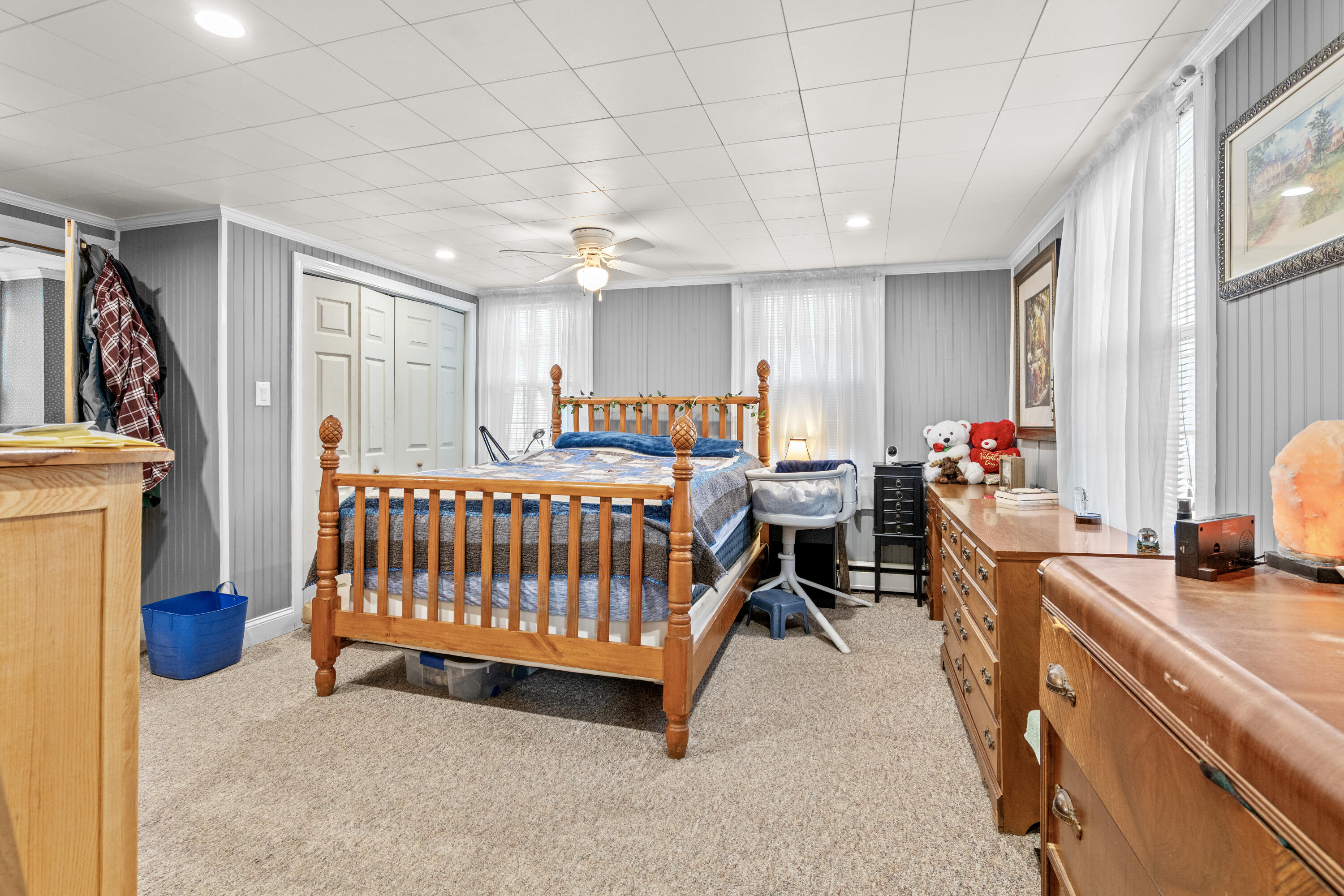 19 Main Street, Dixfield, ME, 04224