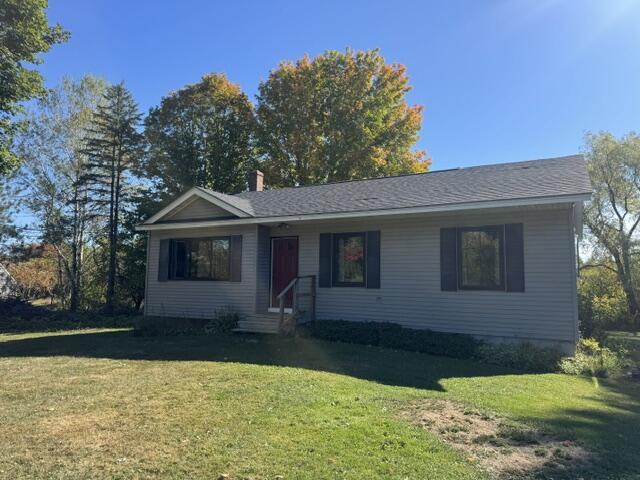 Photo of 37 Gray Road Palmyra ME 04965