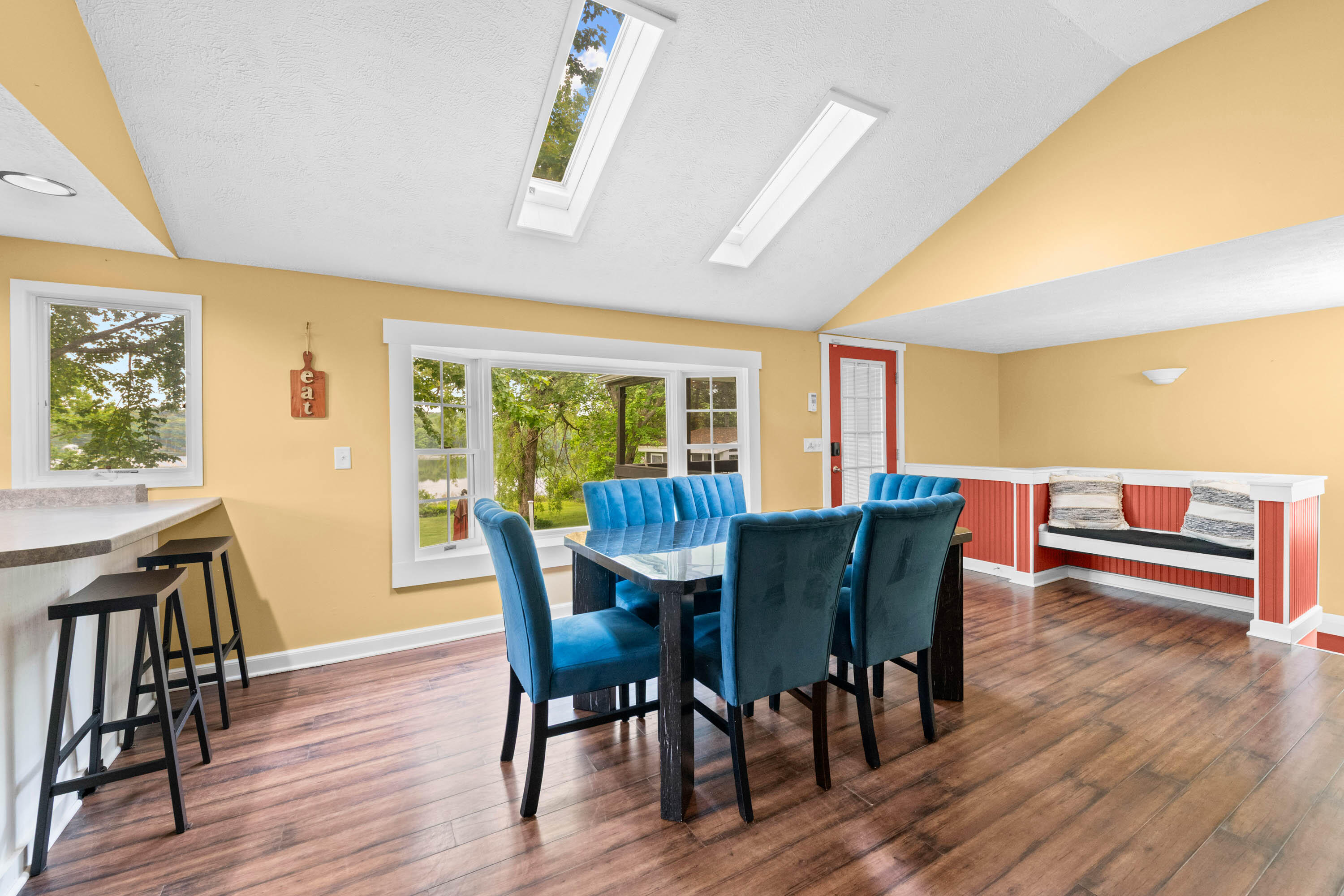 998 Lewiston Road, West Gardiner, ME, 04345