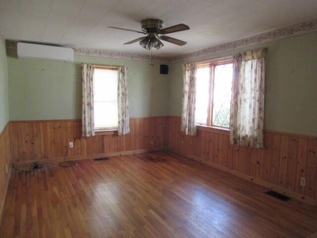 9 Norris Street, Searsport, ME, 04974