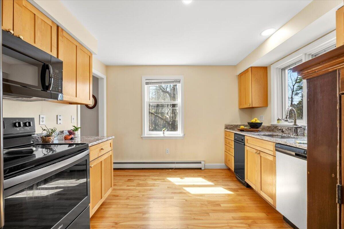 104 Winnocks Neck Road, Scarborough, ME, 04074