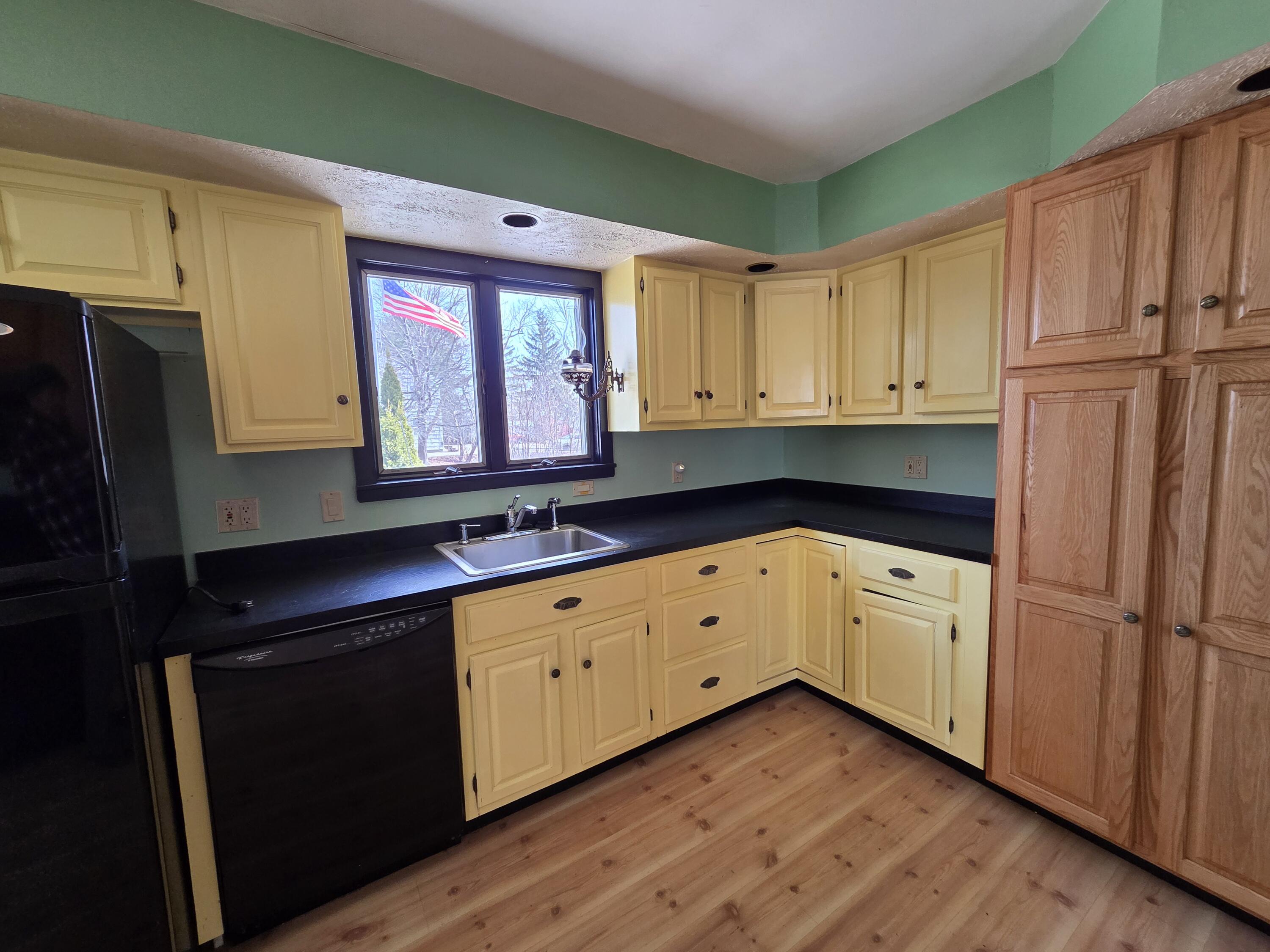 277 Pearl Street, Bangor, ME, 04401