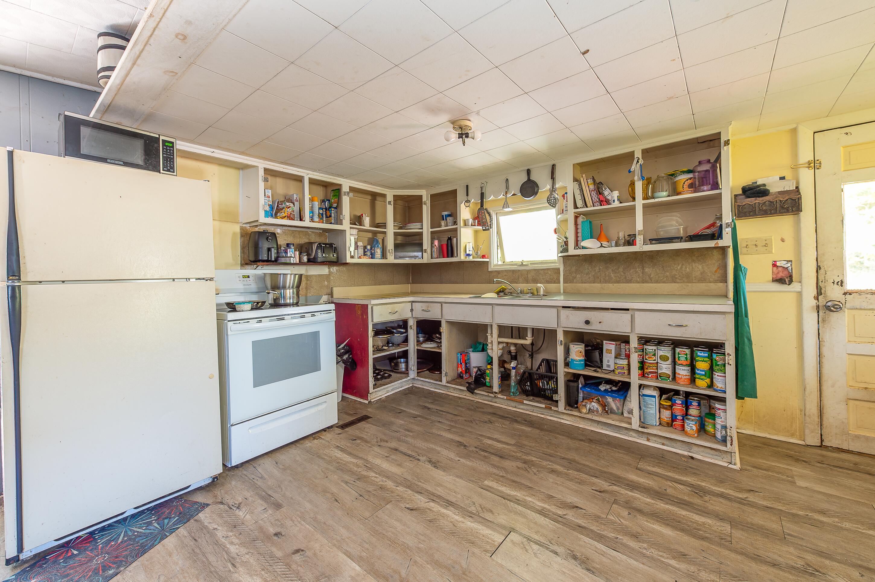 23 Osgood Avenue, Mexico, ME, 04257