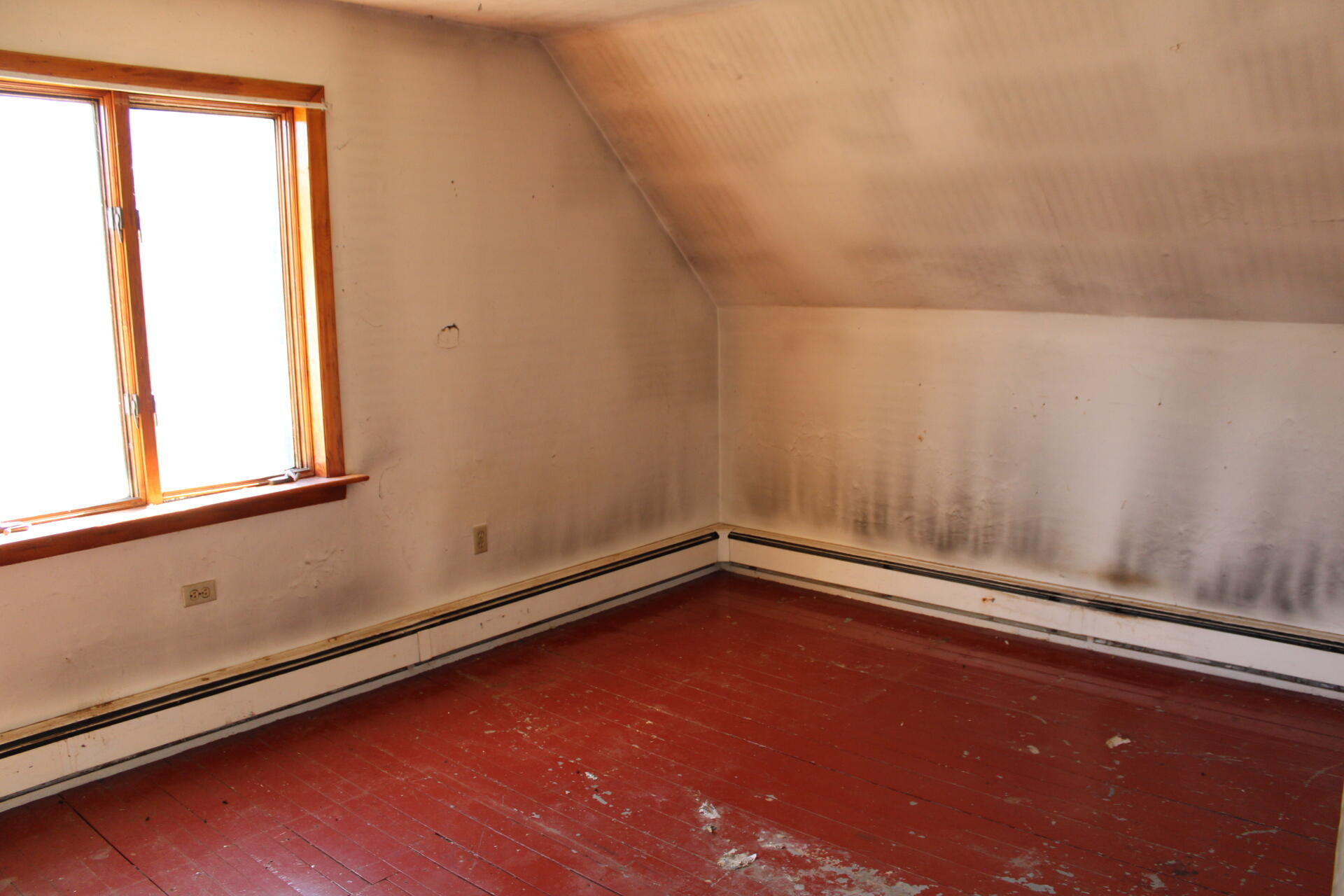 12 Jones Street, Madison, ME, 04950