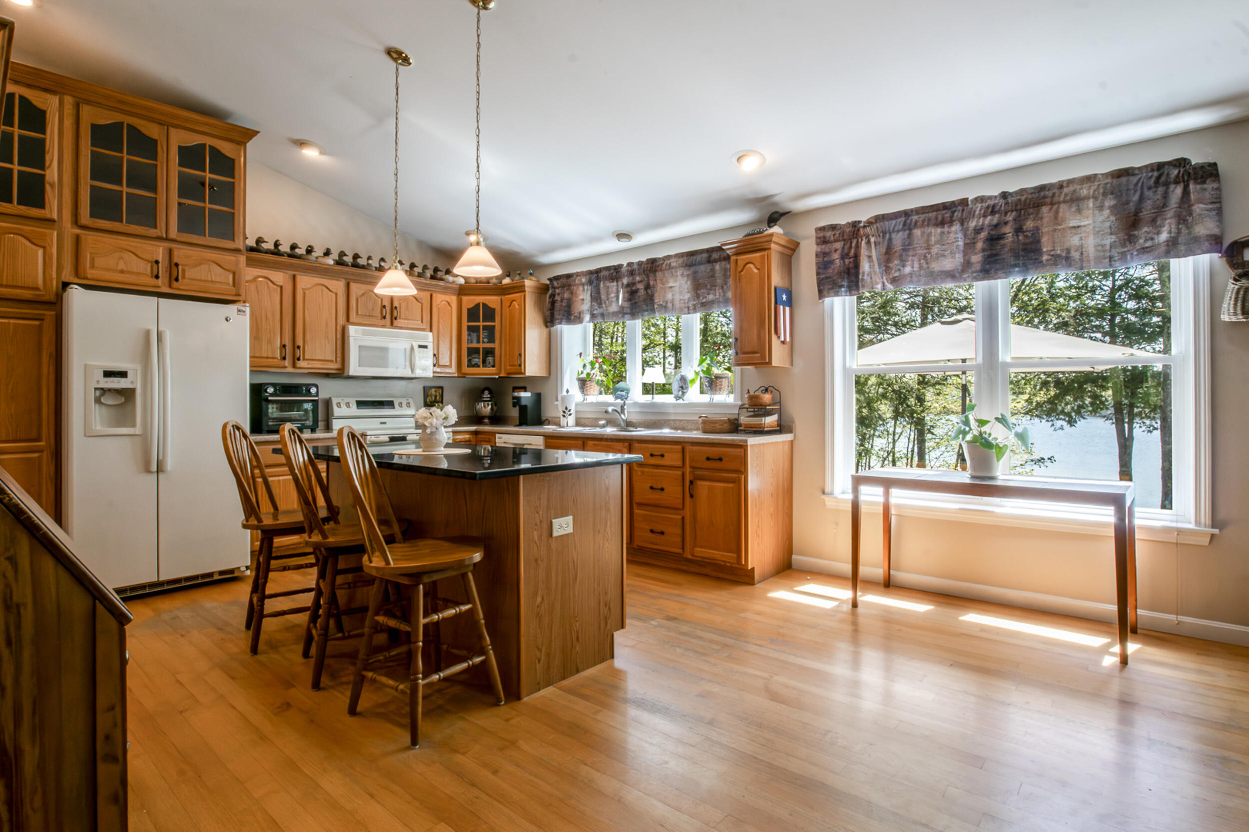 60 Diamond kitchen island