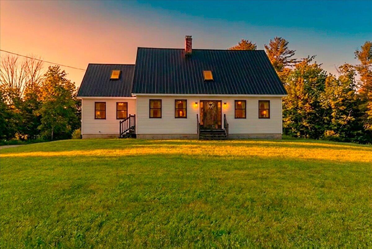 59 Vanner Road, Washington, ME, 04574