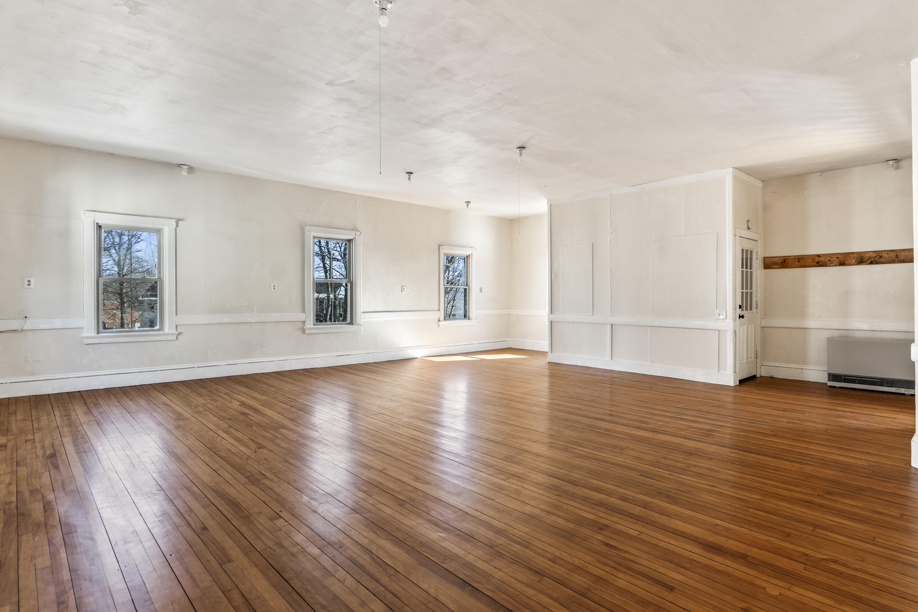 38 Main Street, Topsham, ME, 04086