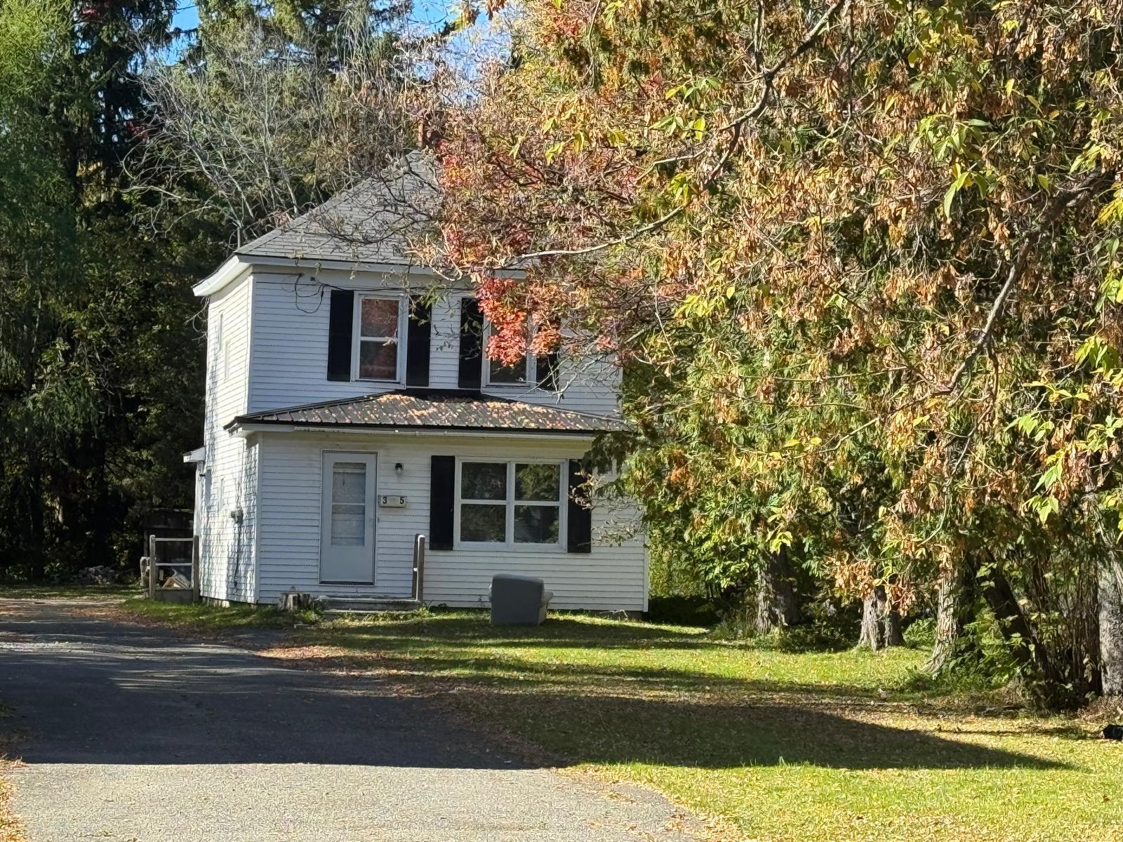 35 Dyer Street, Presque Isle, ME, 04769