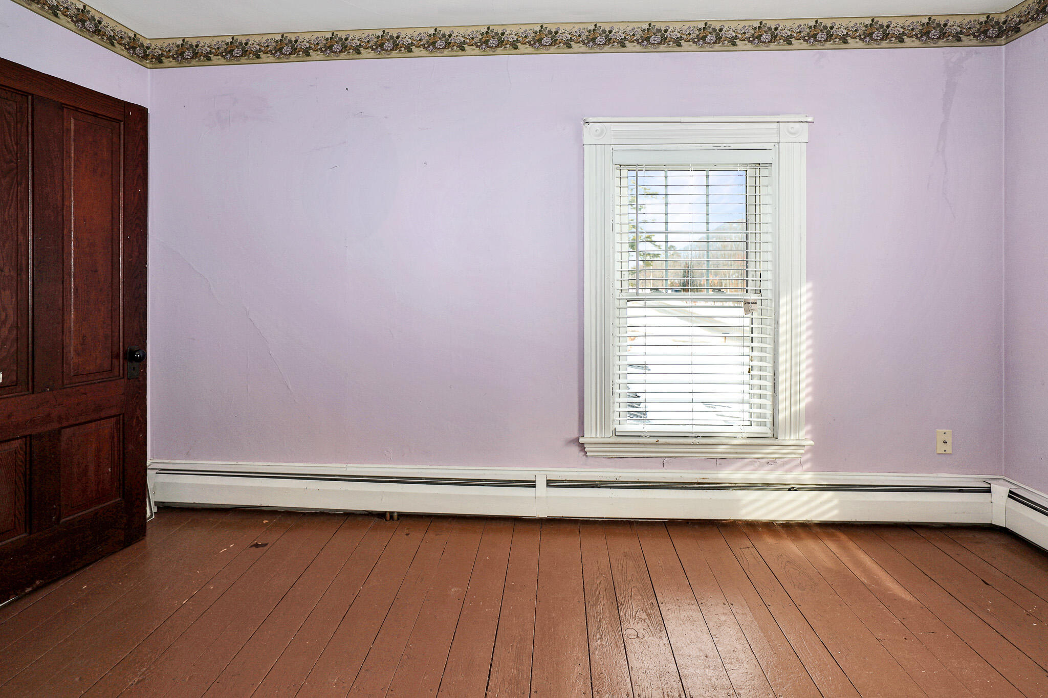 40 Pine Street, Dixfield, ME, 04224