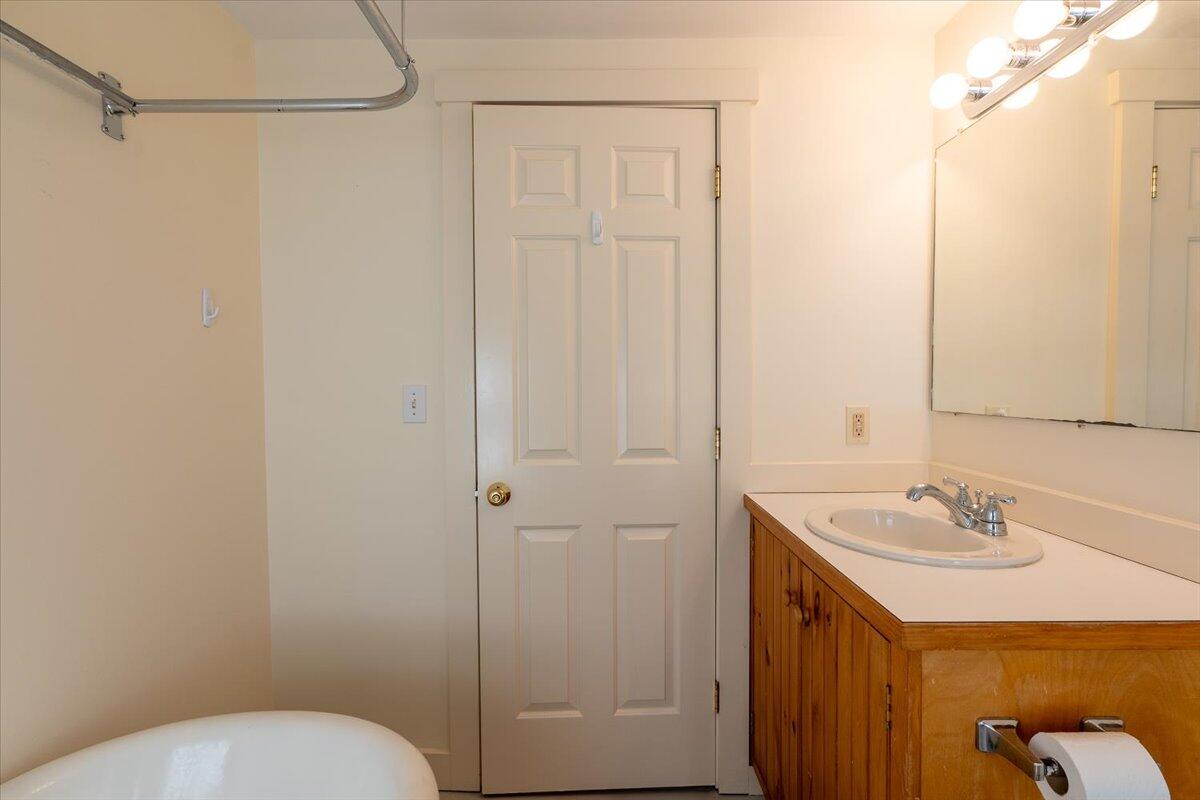 56 Thomaston Street, Rockland, ME, 04841