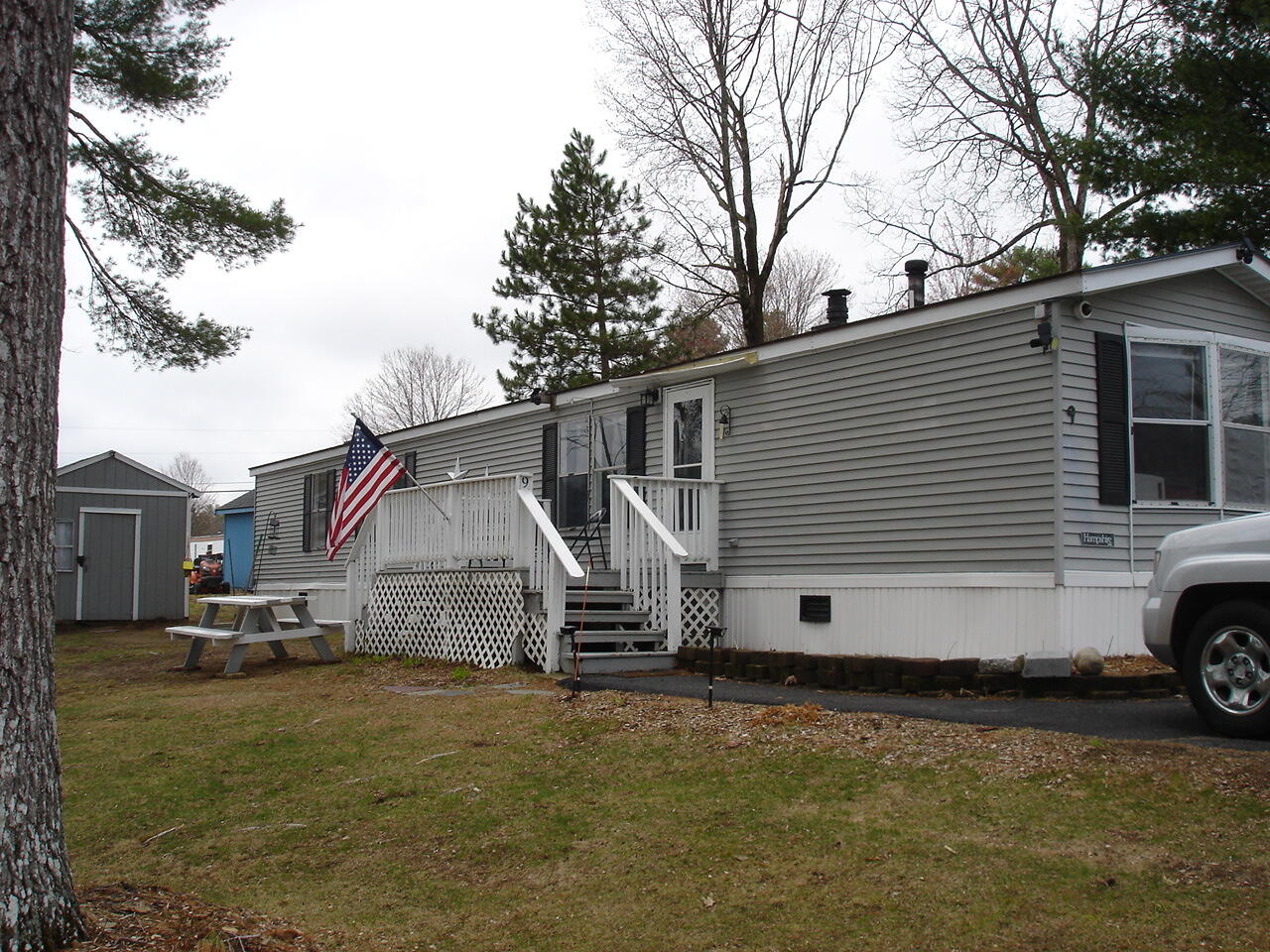 9 Holiday Lane, Standish, ME, 04084