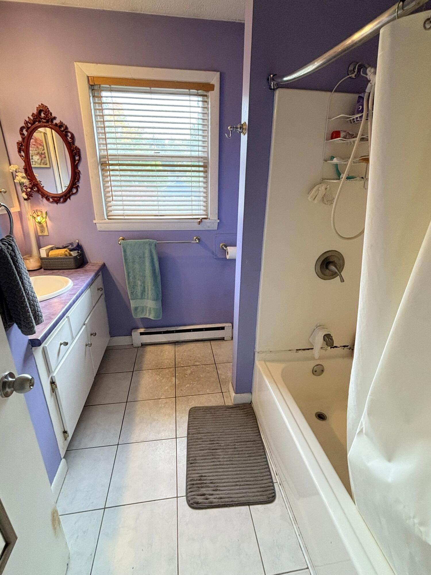 Unit 2 Bathroom