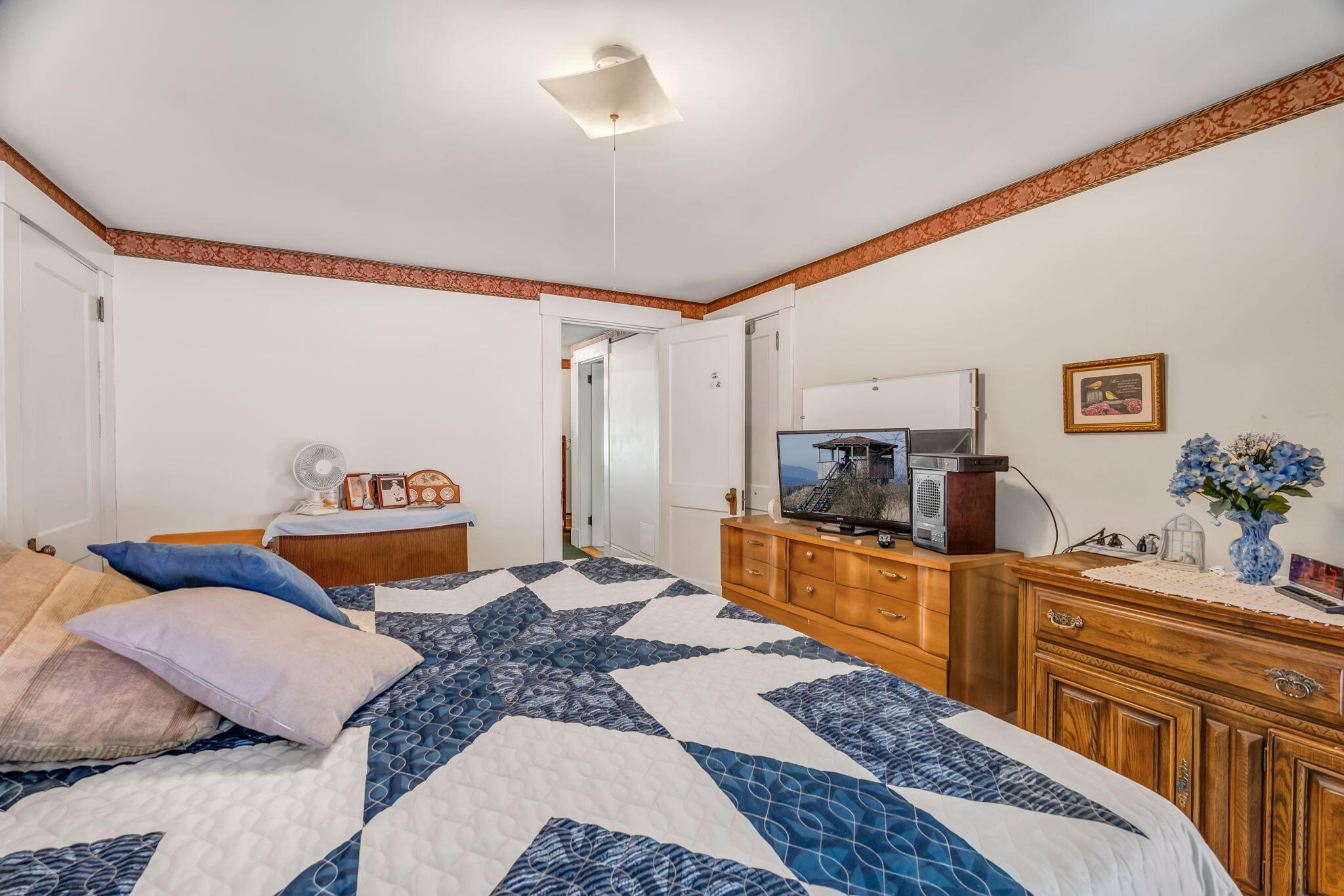 28 Main Street Hill, Dexter, ME, 04930