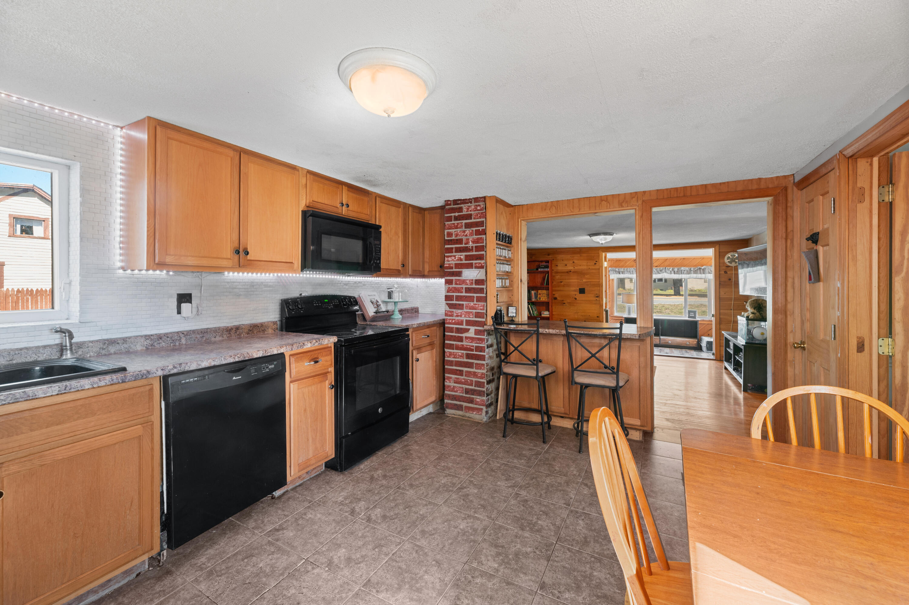 490 Fairbanks Road, Farmington, ME, 04938