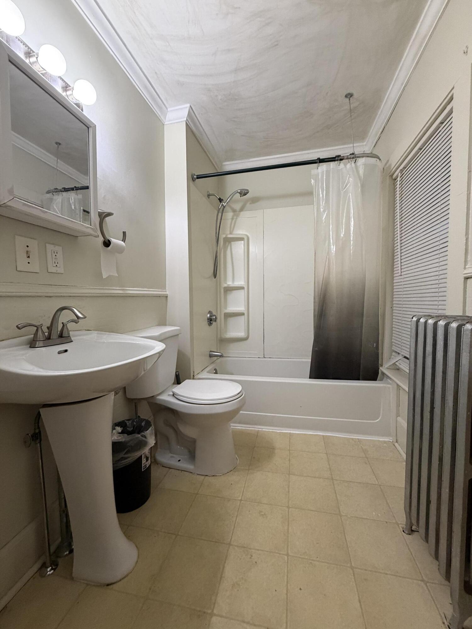 137 S Main Street, Auburn, ME, 04210