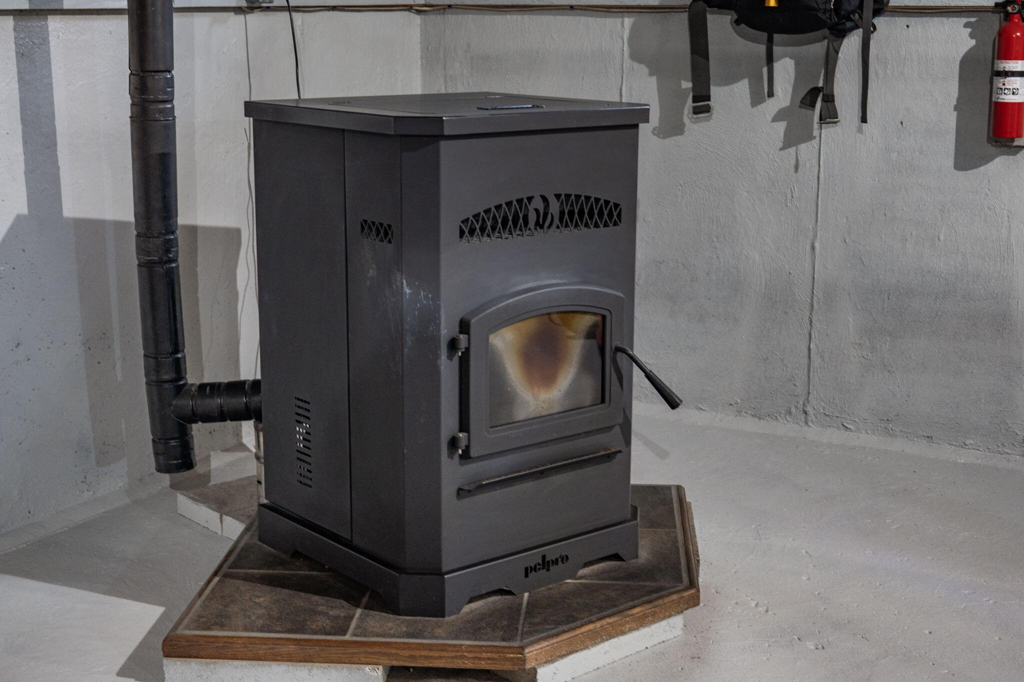 35 Pooler Avenue, Skowhegan, ME, 04976