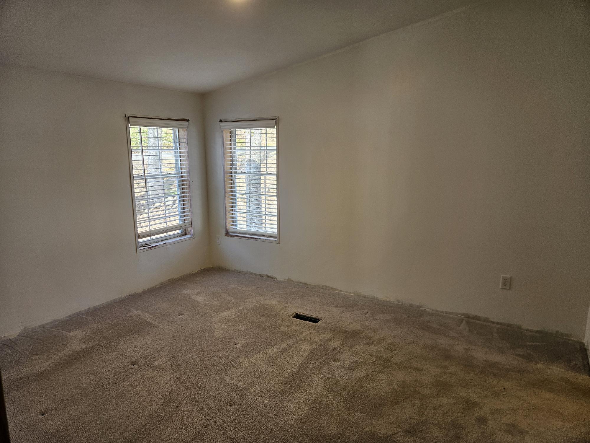 272 N Guilford Road, Monson, ME, 04464