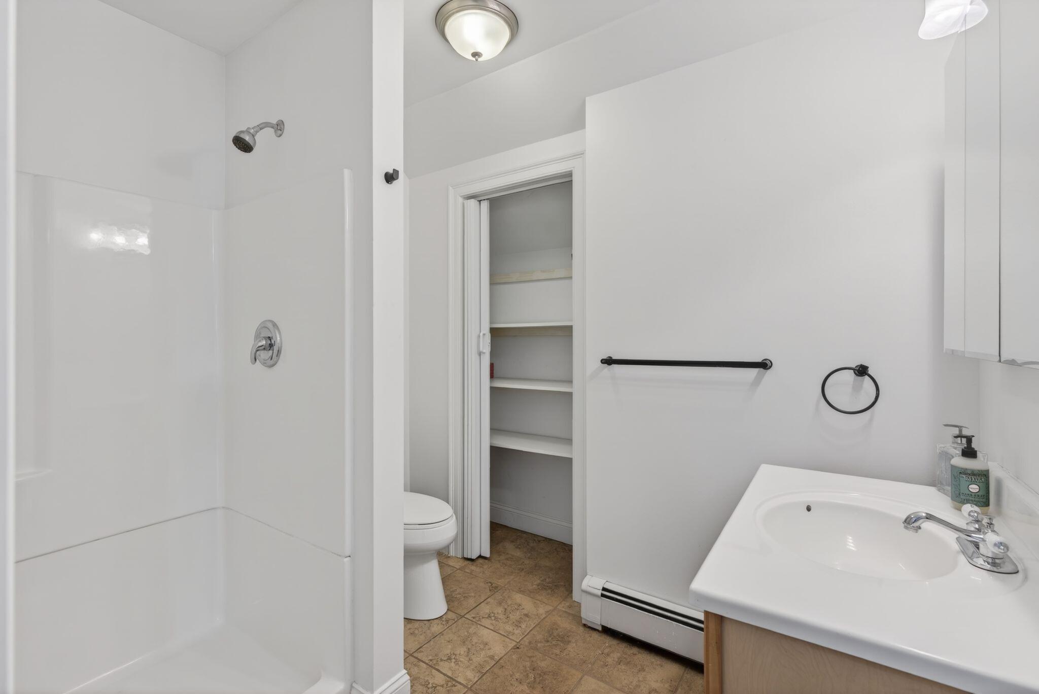 1228 Long Plains Road, Buxton, ME, 04093