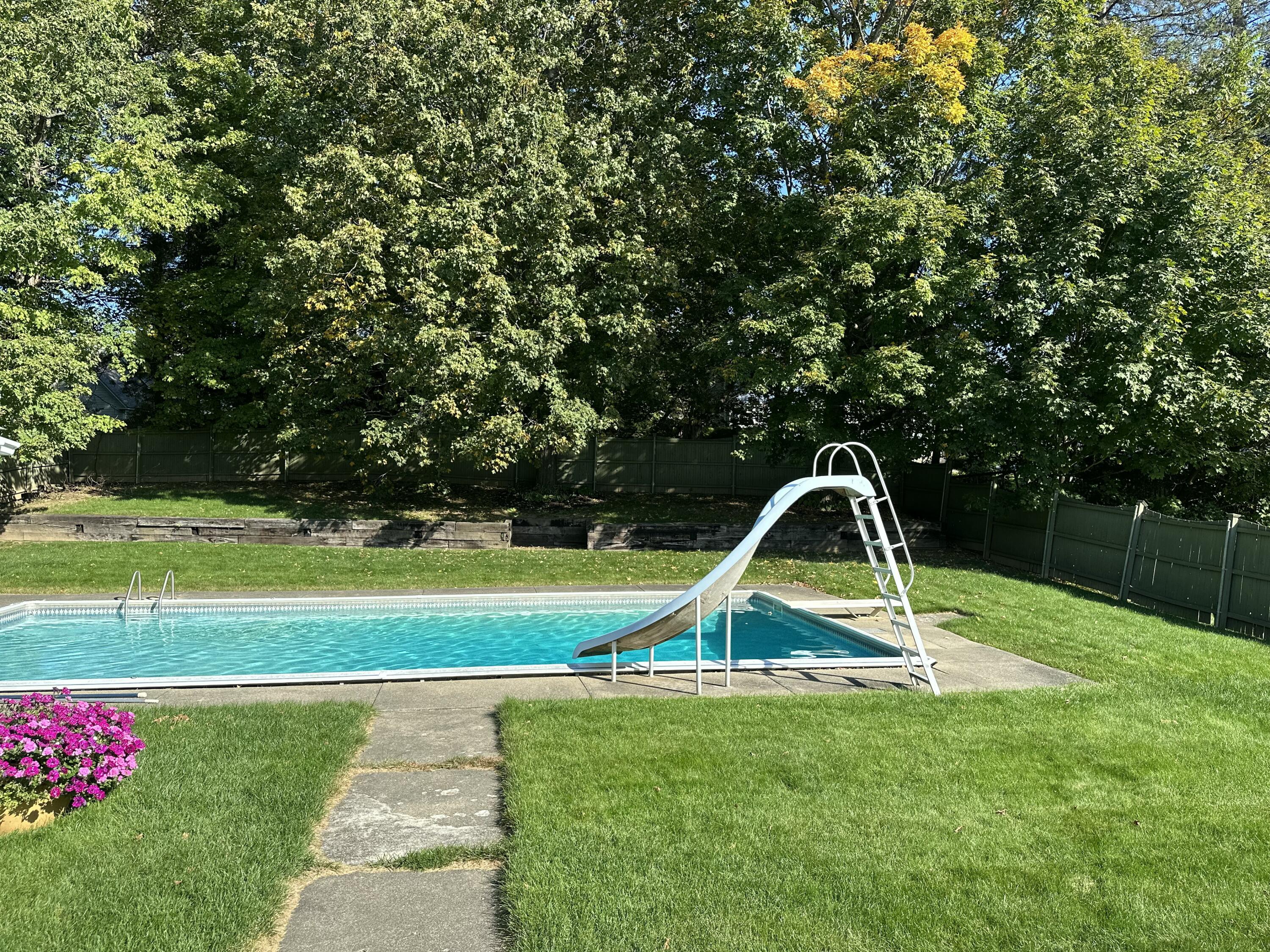 9 Charles Street, Houlton, ME, 04730