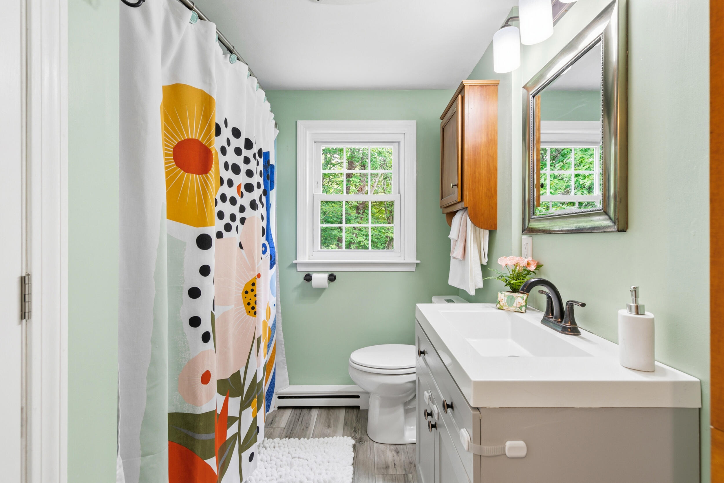 147 Pinecrest Road, Portland, ME 04102 Bathroom - Second Floor